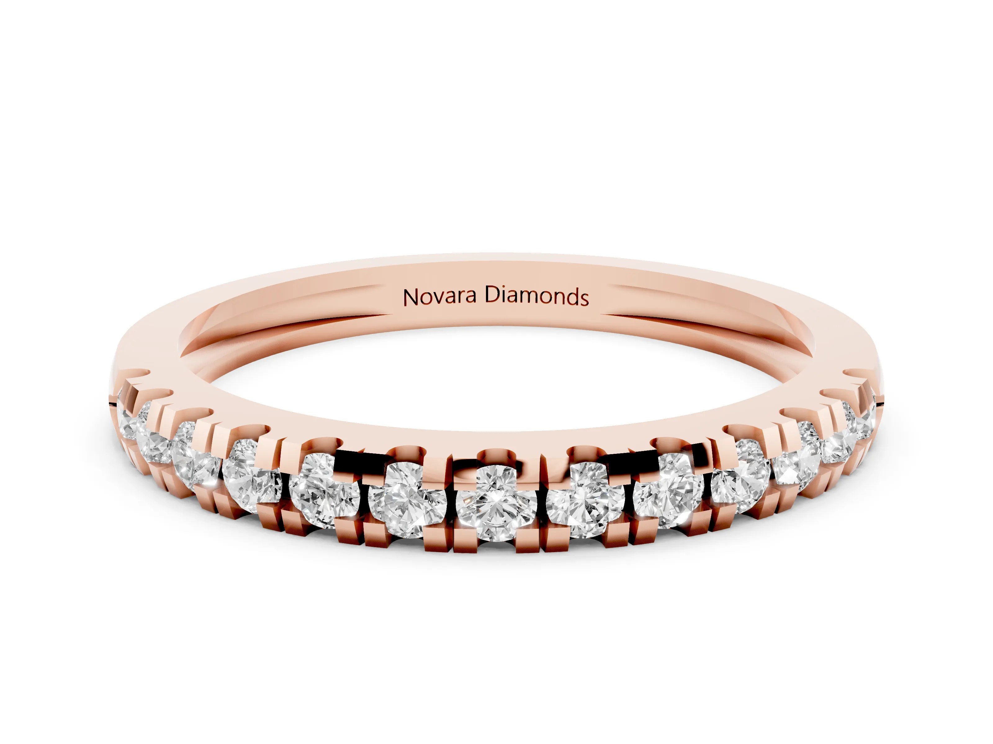 Round Cut Diamond Pavé Thin Band Set in Rose gold