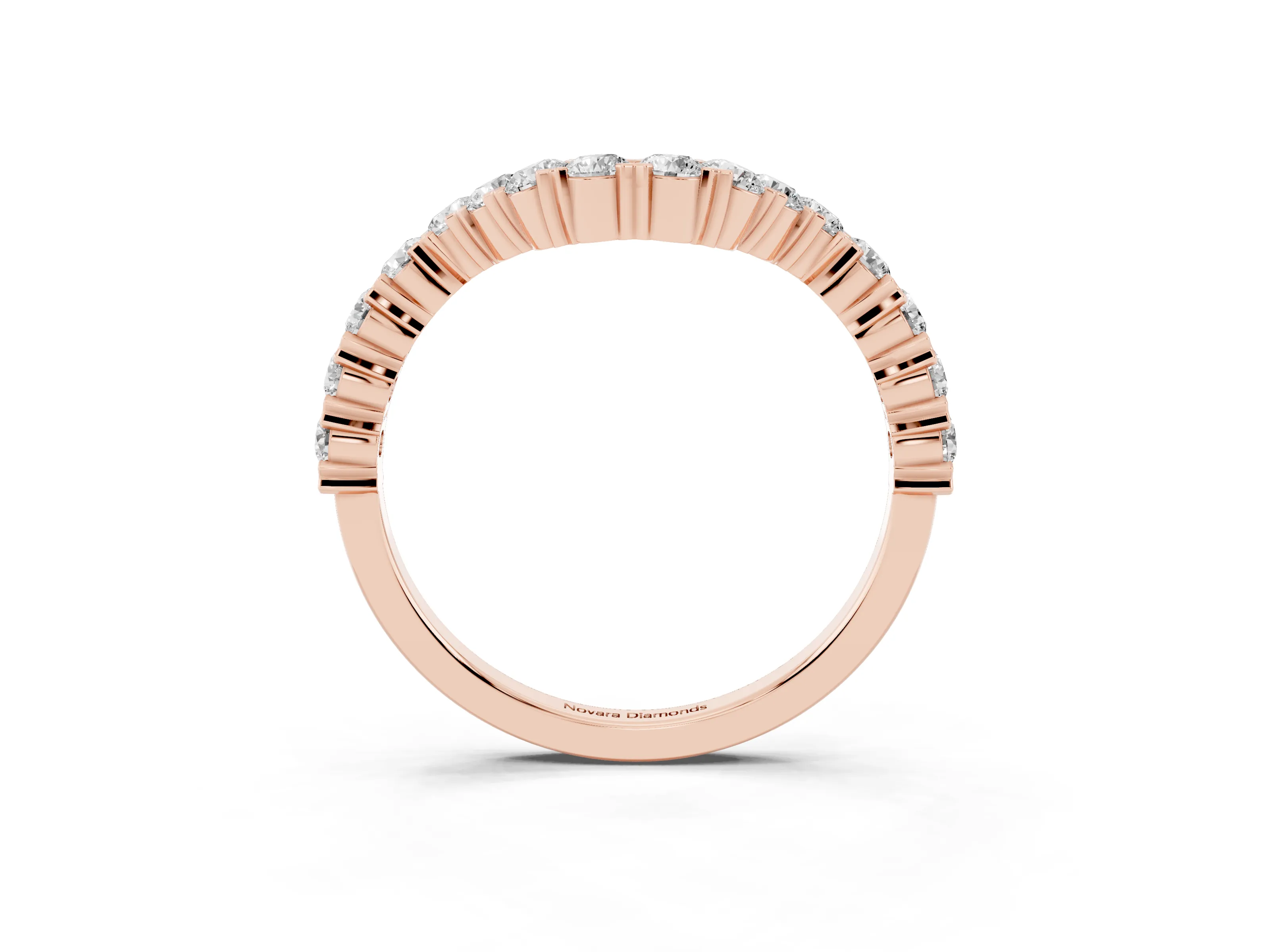 Round Diamond V-Shaped Pavé Band Set in Rose gold with Prong Setting