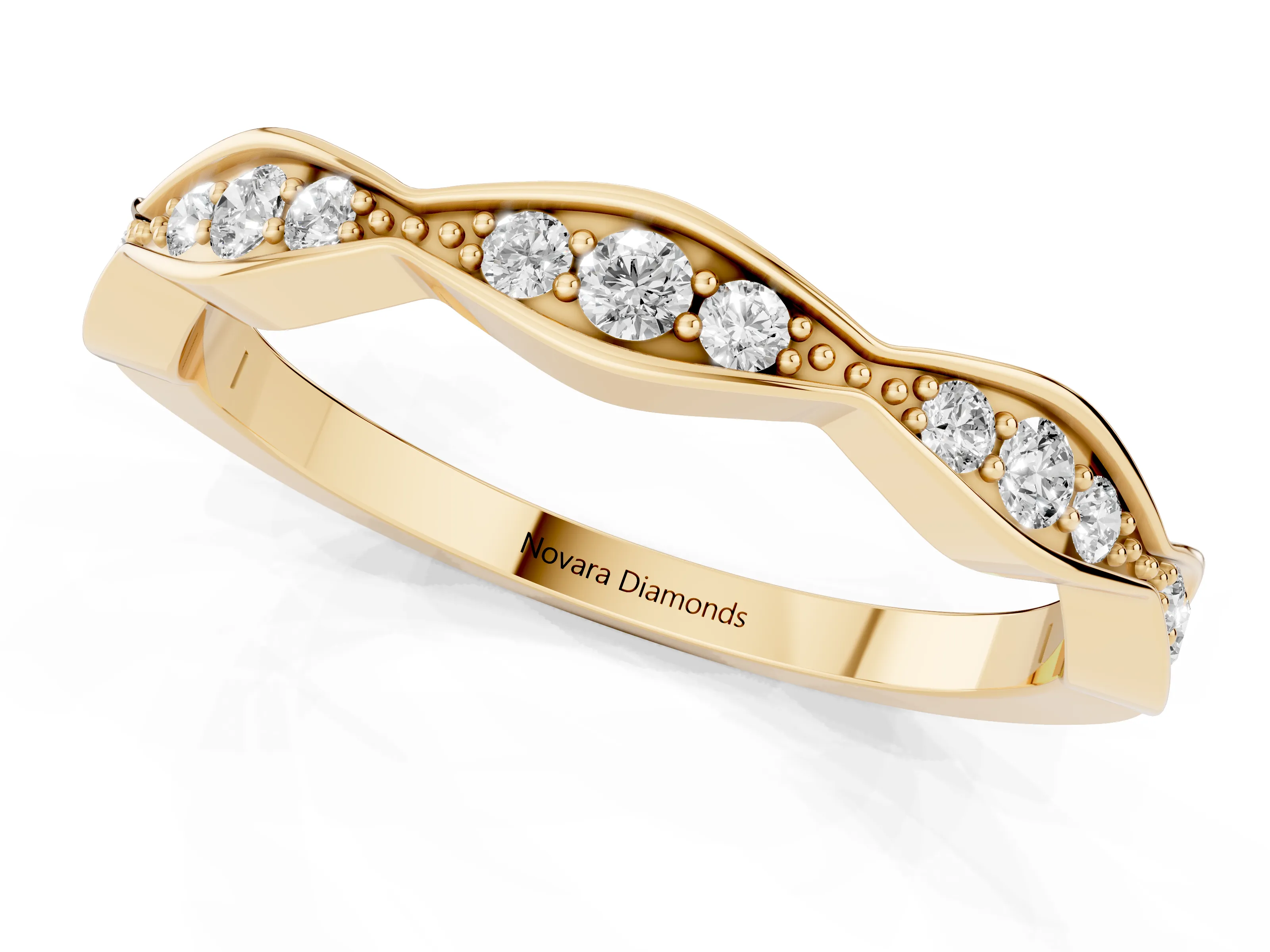 Round Diamond Scalloped Pavé Eternity Band Set in Yellow gold