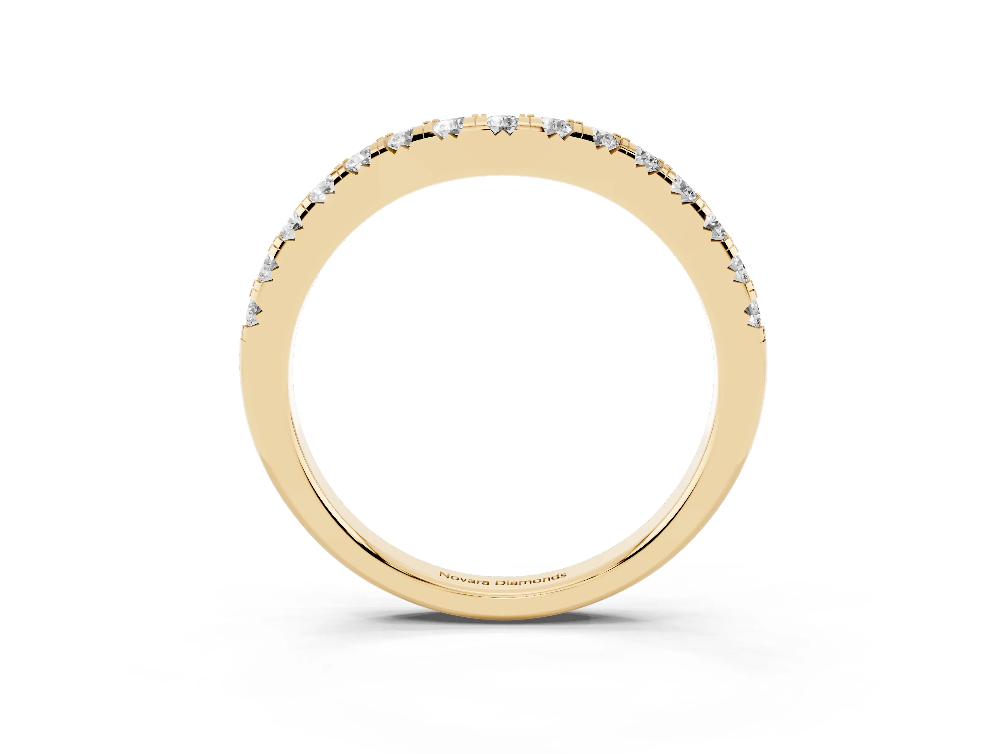 Round Diamond Curved Pavé Wedding Band Set in Yellow gold with Shared Prongs