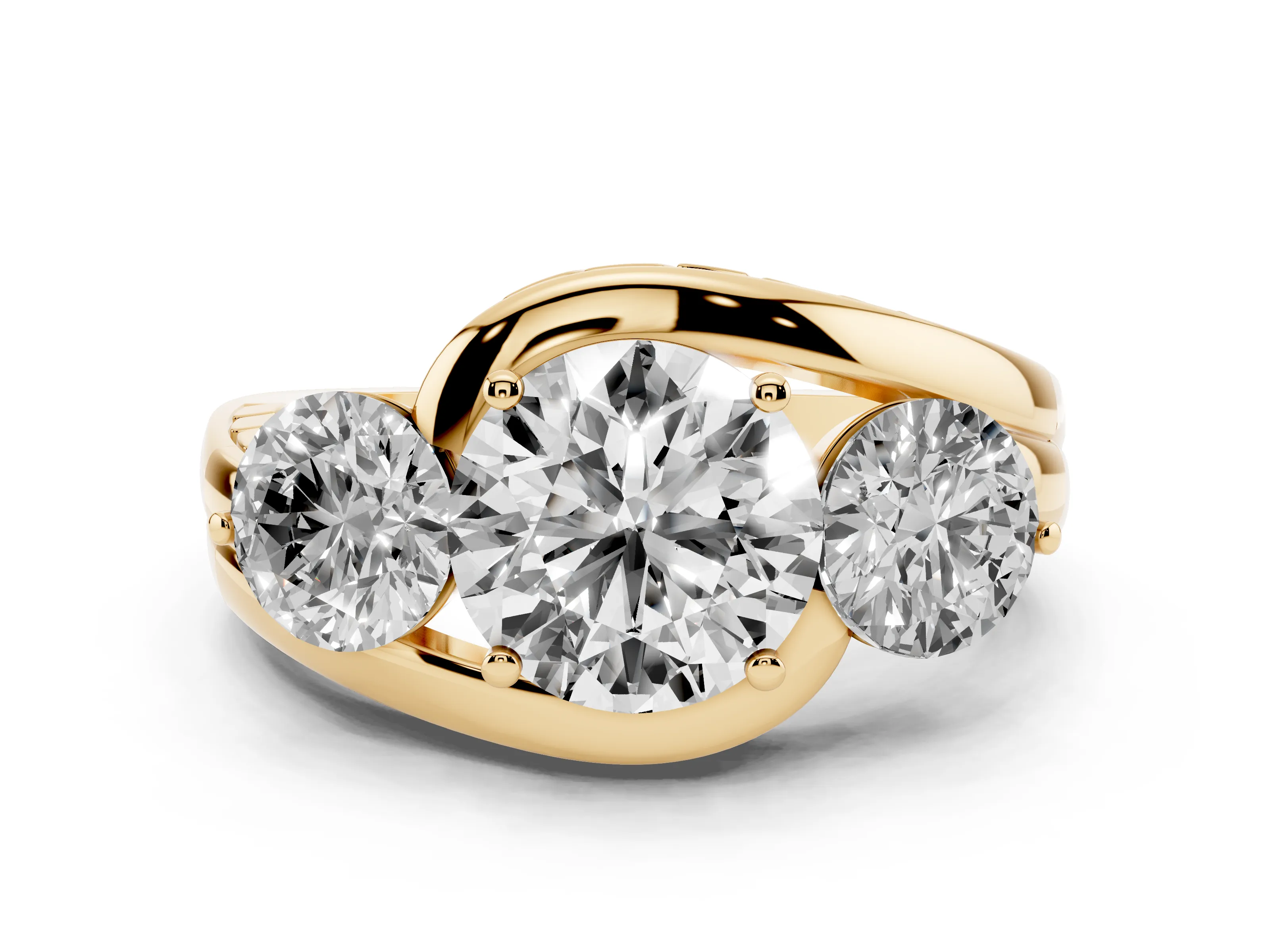 Round Cut Diamond Three-Stone Ring Set in Yellow gold with Plain Split Shank