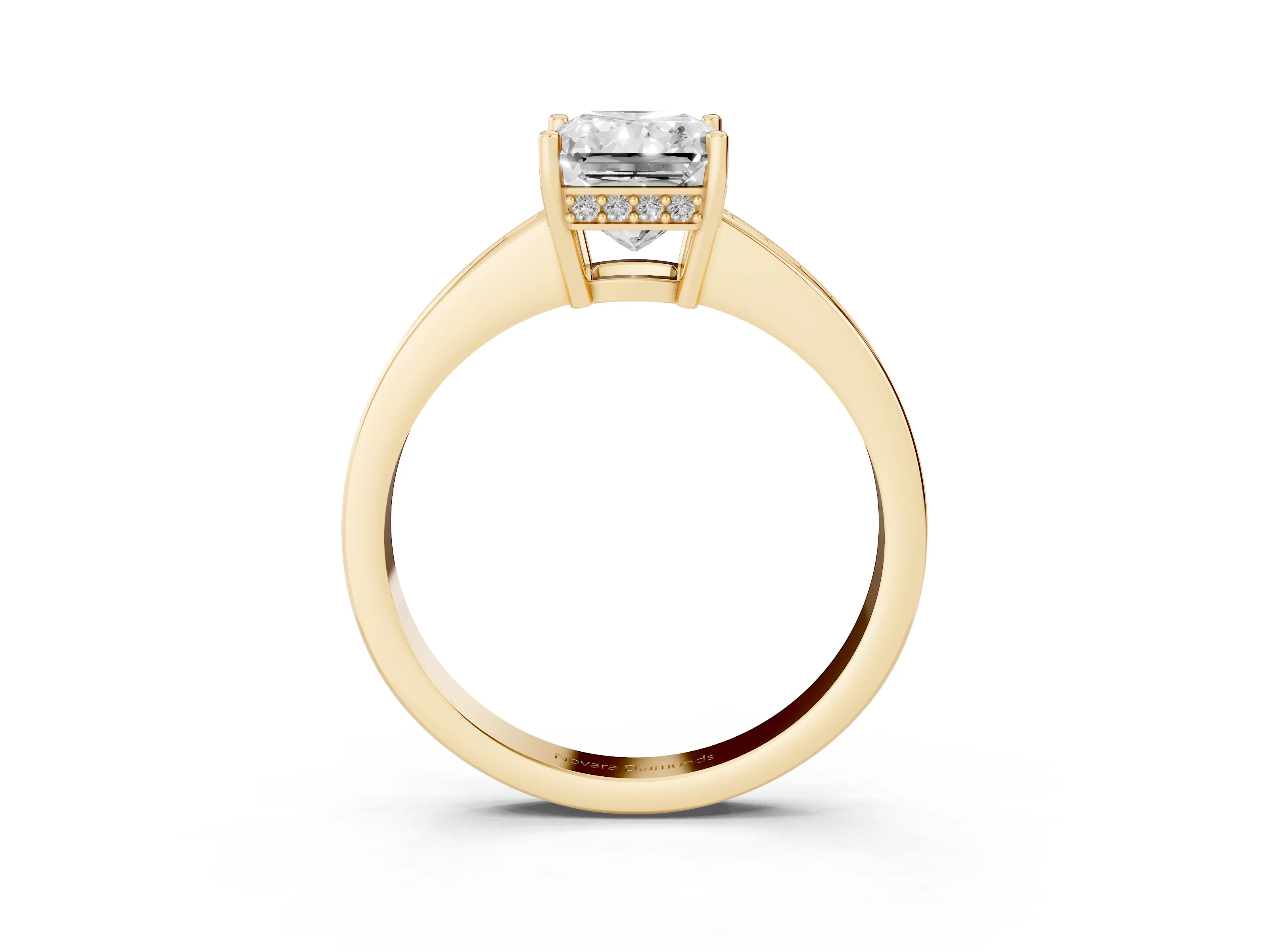 Radiant Cut Diamond Pavé Band Prong Set Solitaire Ring Set in Yellow gold