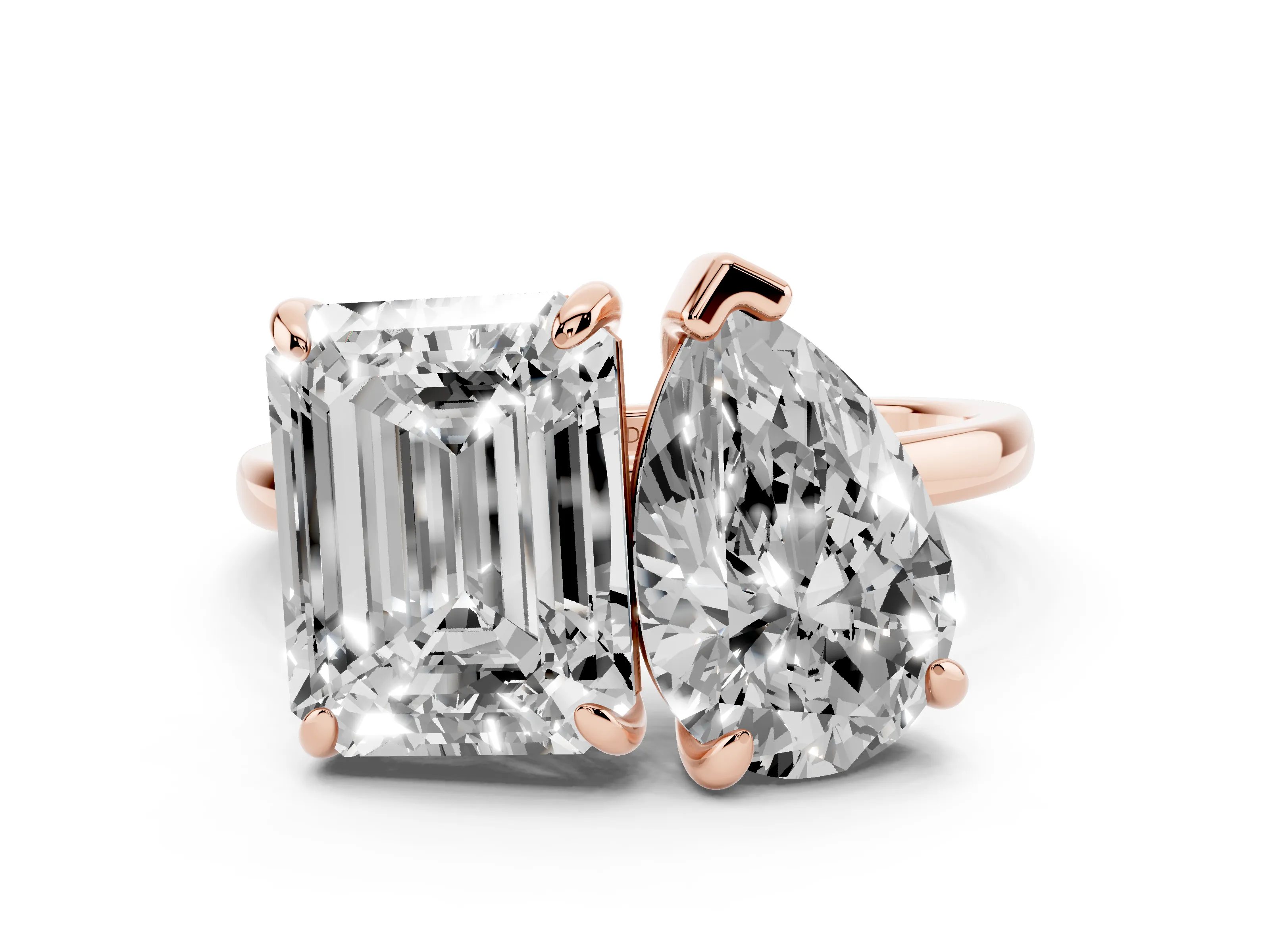 Pear and Emerald Toi Moi Ring Set in Rose gold with Prong Setting and Plain Band