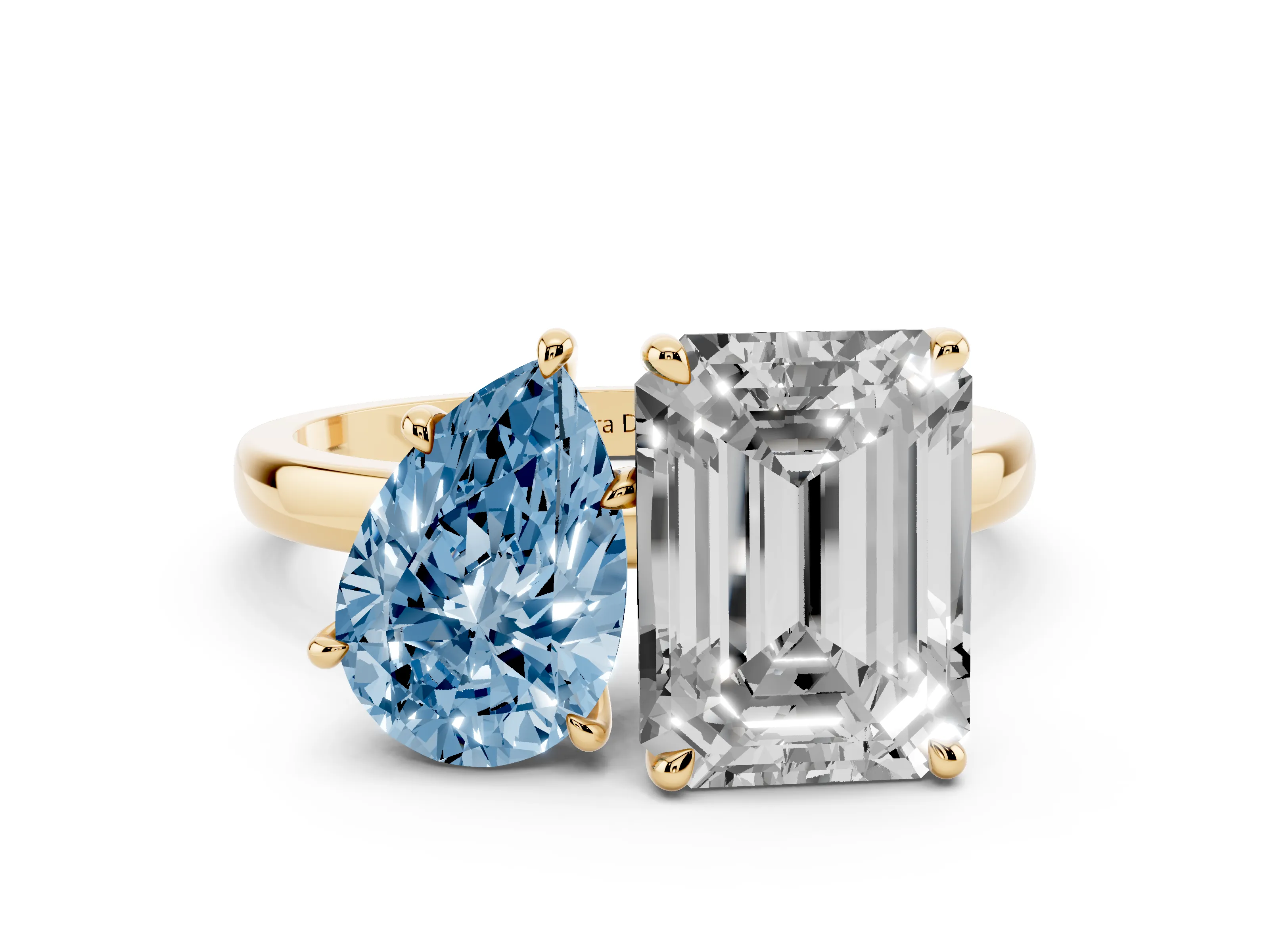 Fancy Blue Pear Cut and Emerald Cut Toi Moi Ring Set in Yellow gold with Prong Setting