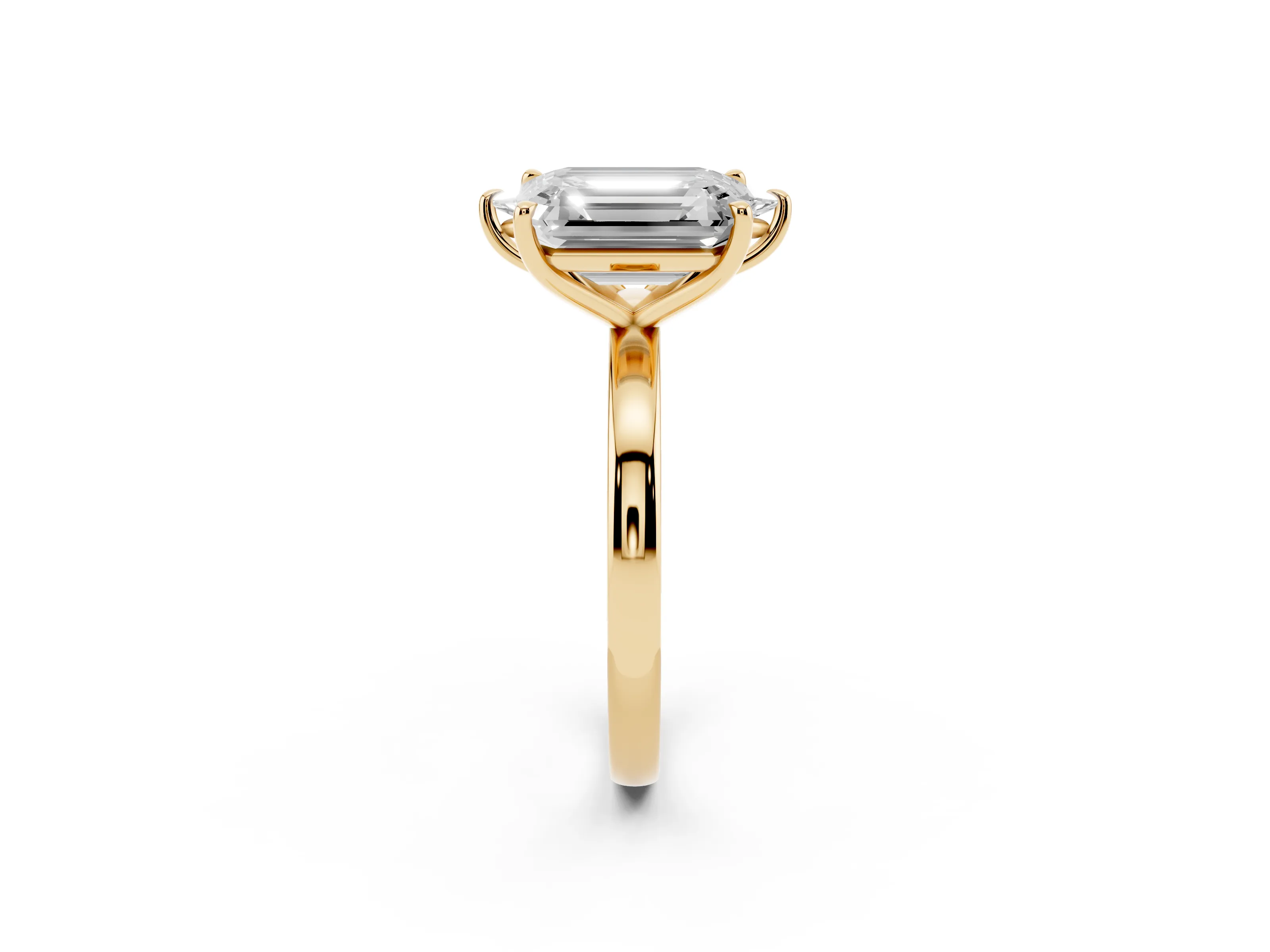 Marquise Cut and Emerald Cut Toi Moi Ring Set in Yellow gold with Prong Setting