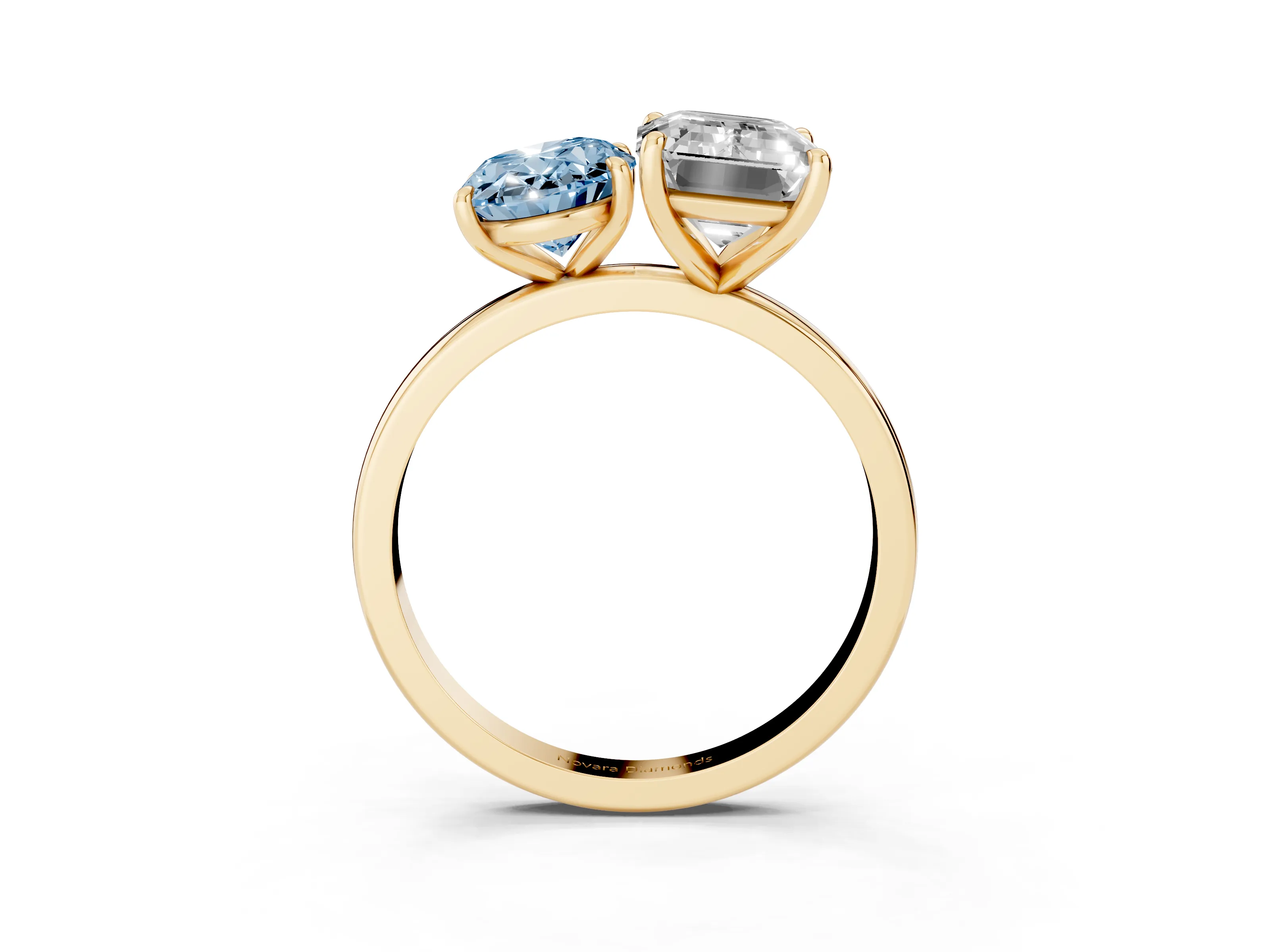 Fancy Blue Oval Cut and Emerald Cut Toi Moi Ring Set in Yellow gold with Prong Setting