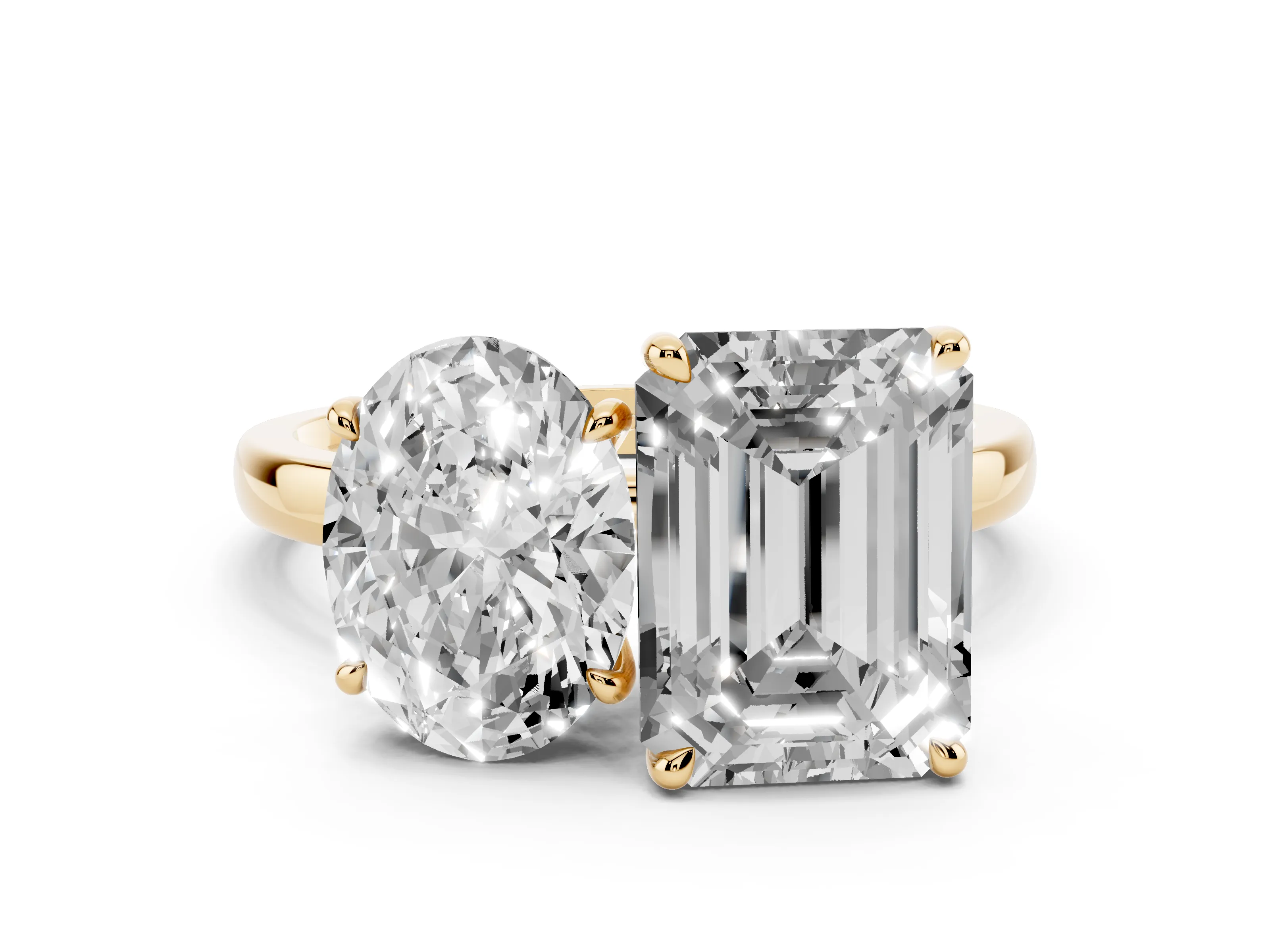 Oval Cut and Emerald Cut Toi Moi Ring Set in Yellow gold with Prong Setting