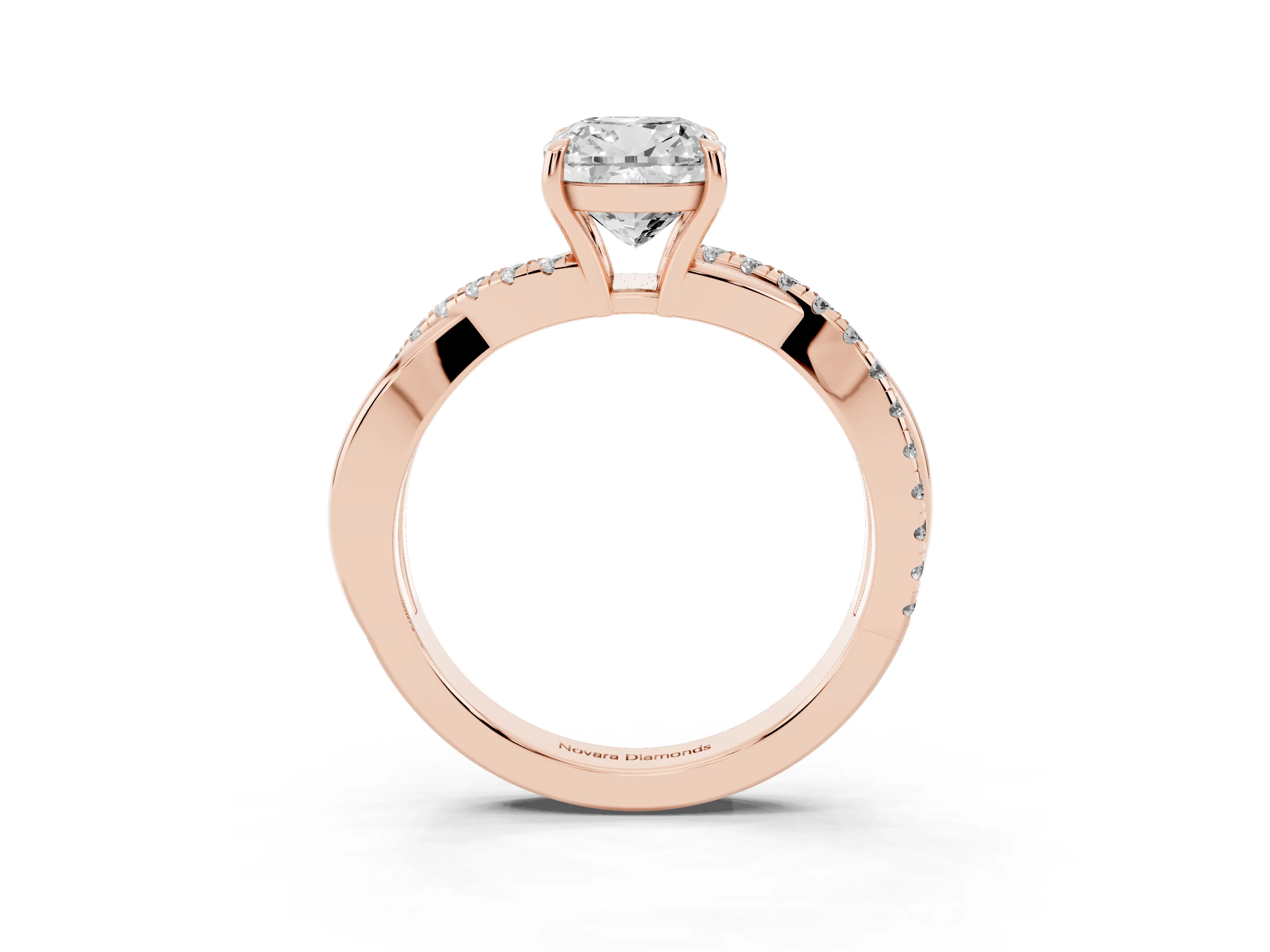 Cushion Cut Diamond Twisted Pavé Band Ring Set in Rose gold with Prong Setting