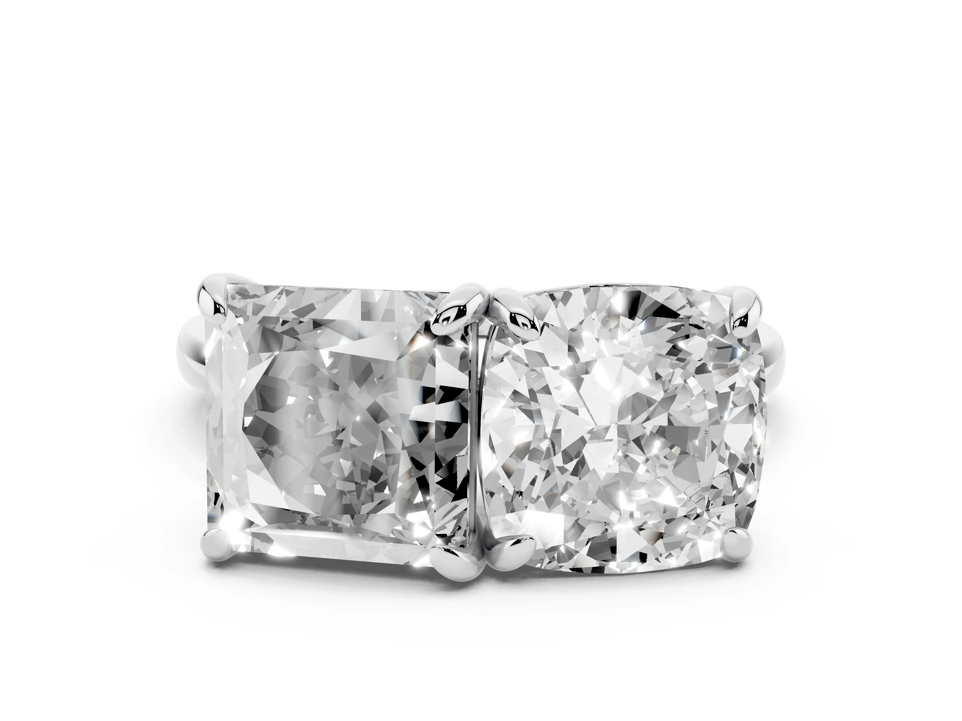 Cushion and Princess Toi Moi Ring Set in White gold with Prong Setting and Plain Band
