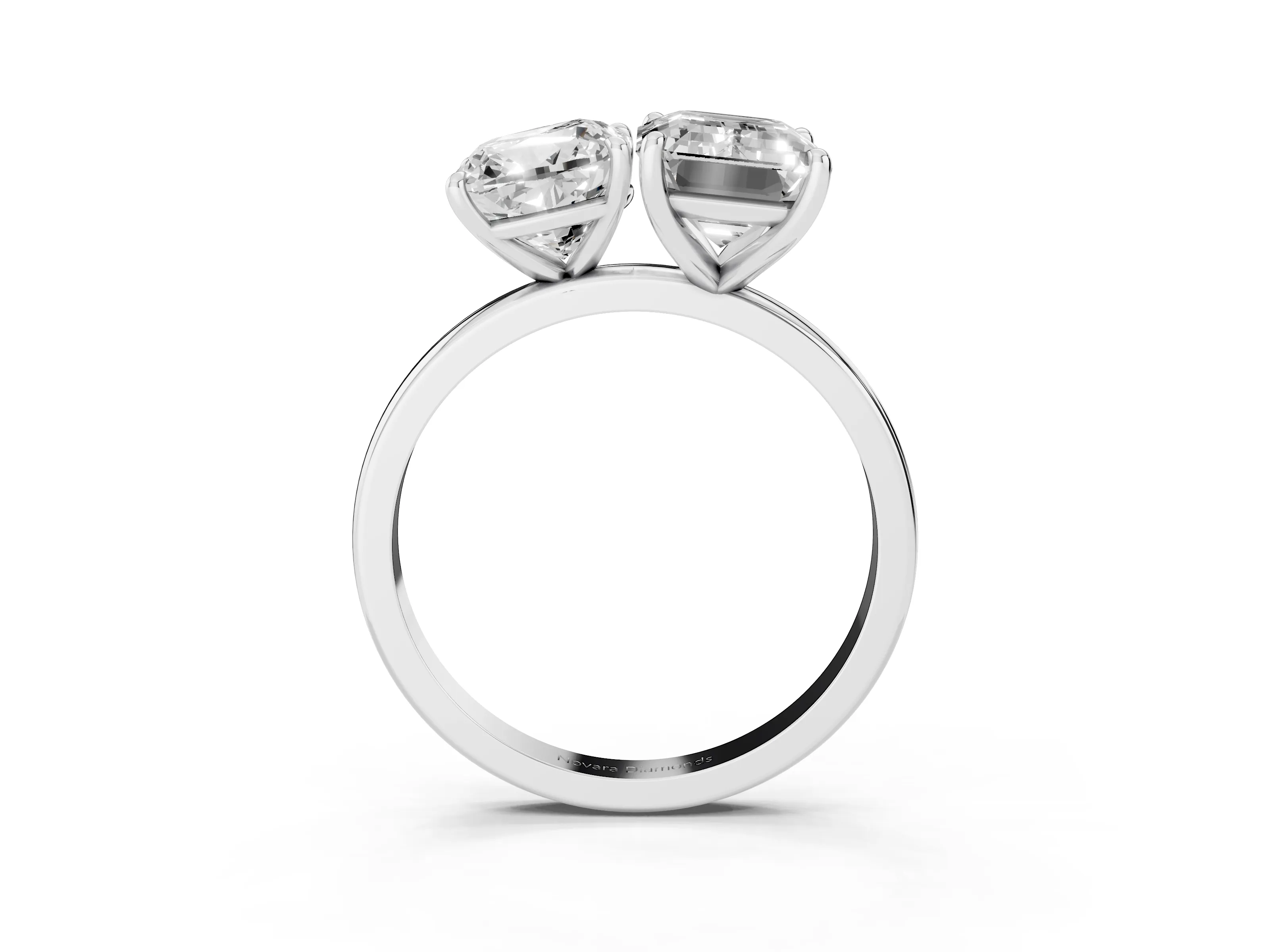 Cushion Cut and Emerald Cut Toi Moi Ring Set in Silver with Prong Setting