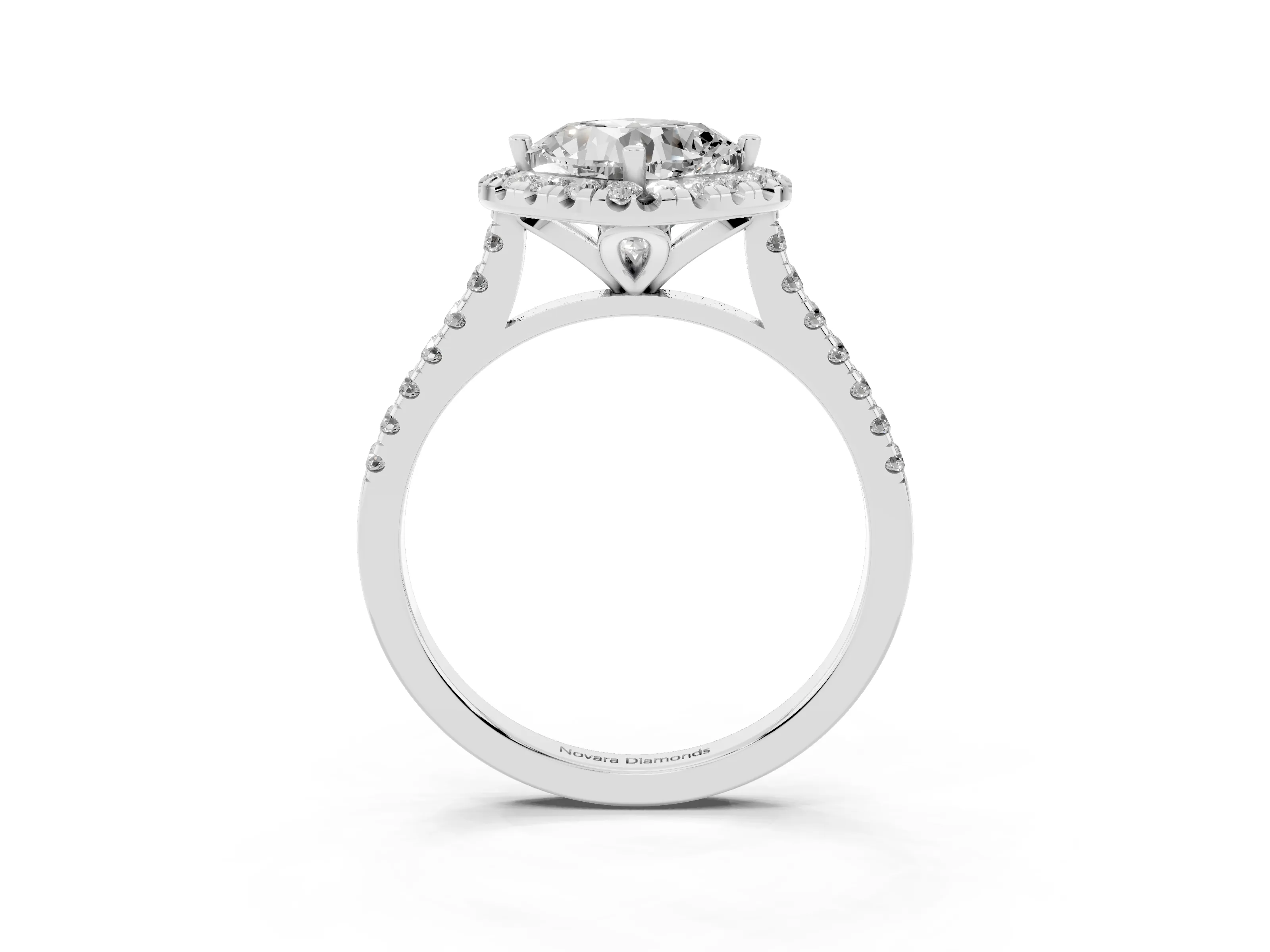Cushion Cut Diamond Cushion Halo Ring Set in White gold with Pavé Band