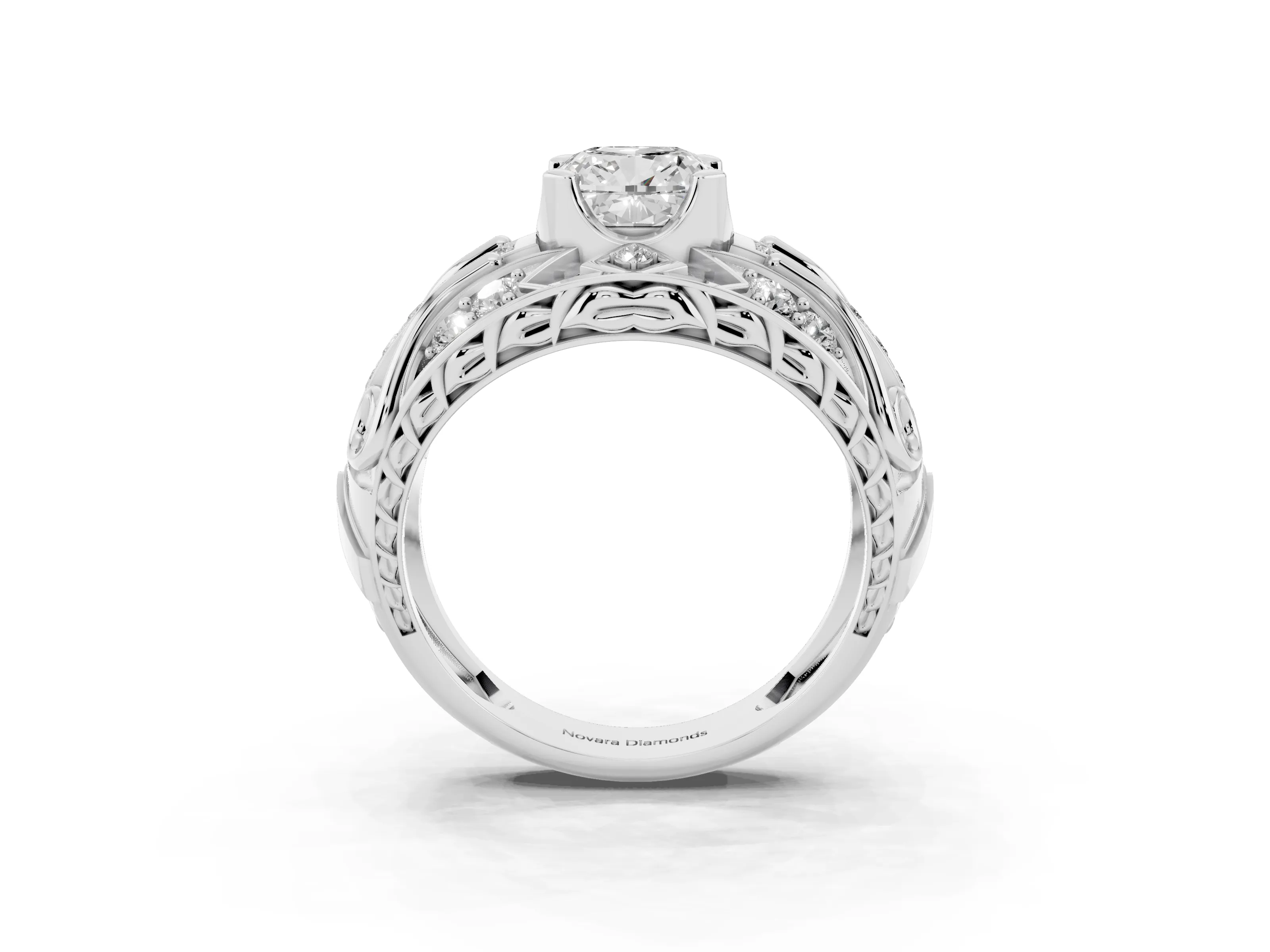 Cushion Cut Diamond Art Deco Ring Set in White gold with Pavé Split Shank