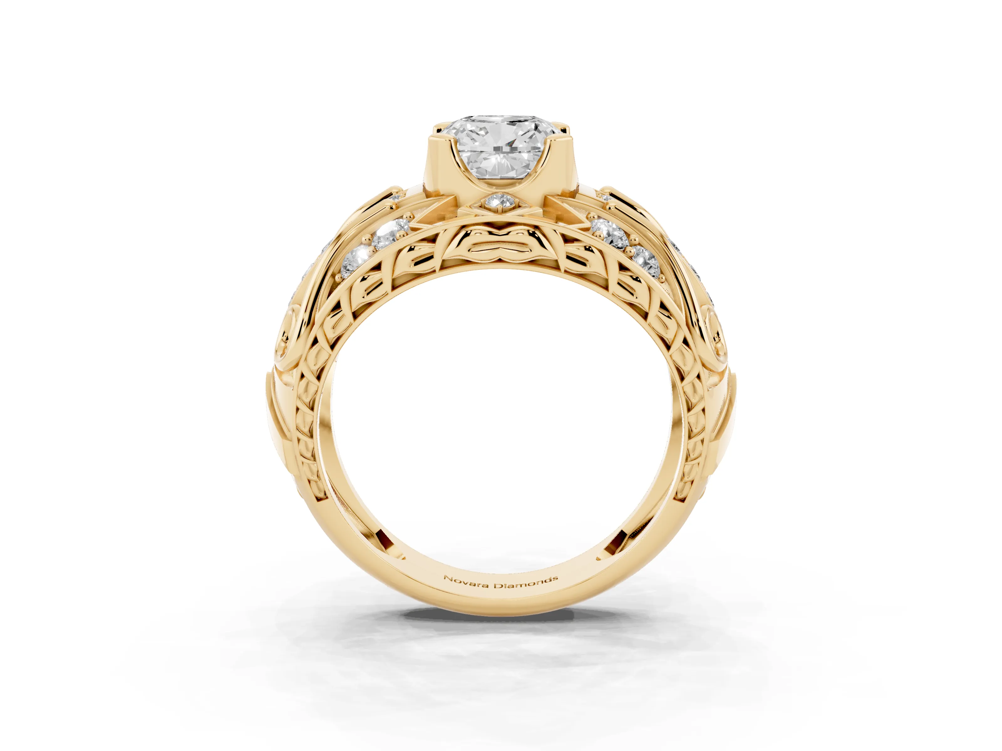 Cushion Cut Diamond Art Deco Ring Set in Yellow gold with Pavé Split Shank