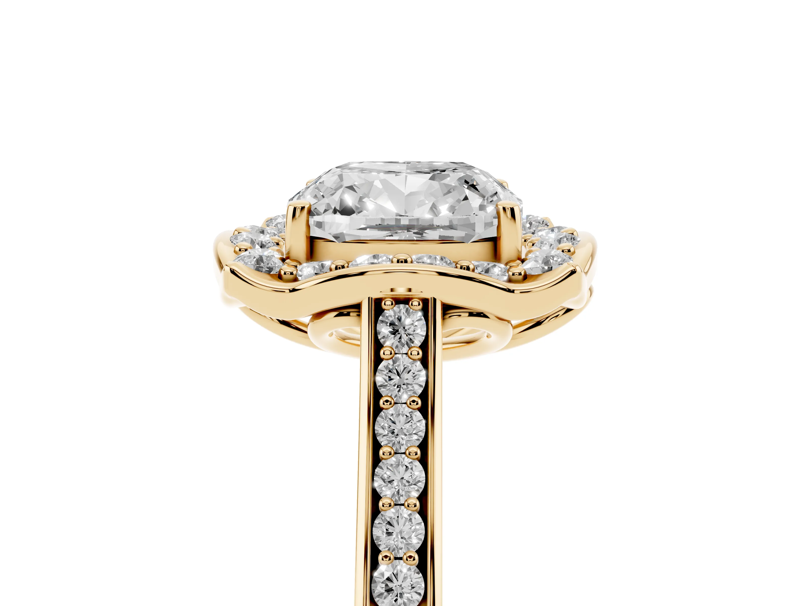 Cushion Cut Diamond Halo Ring Set in Yellow gold with Pavé-Lined Shoulders and Prong Setting