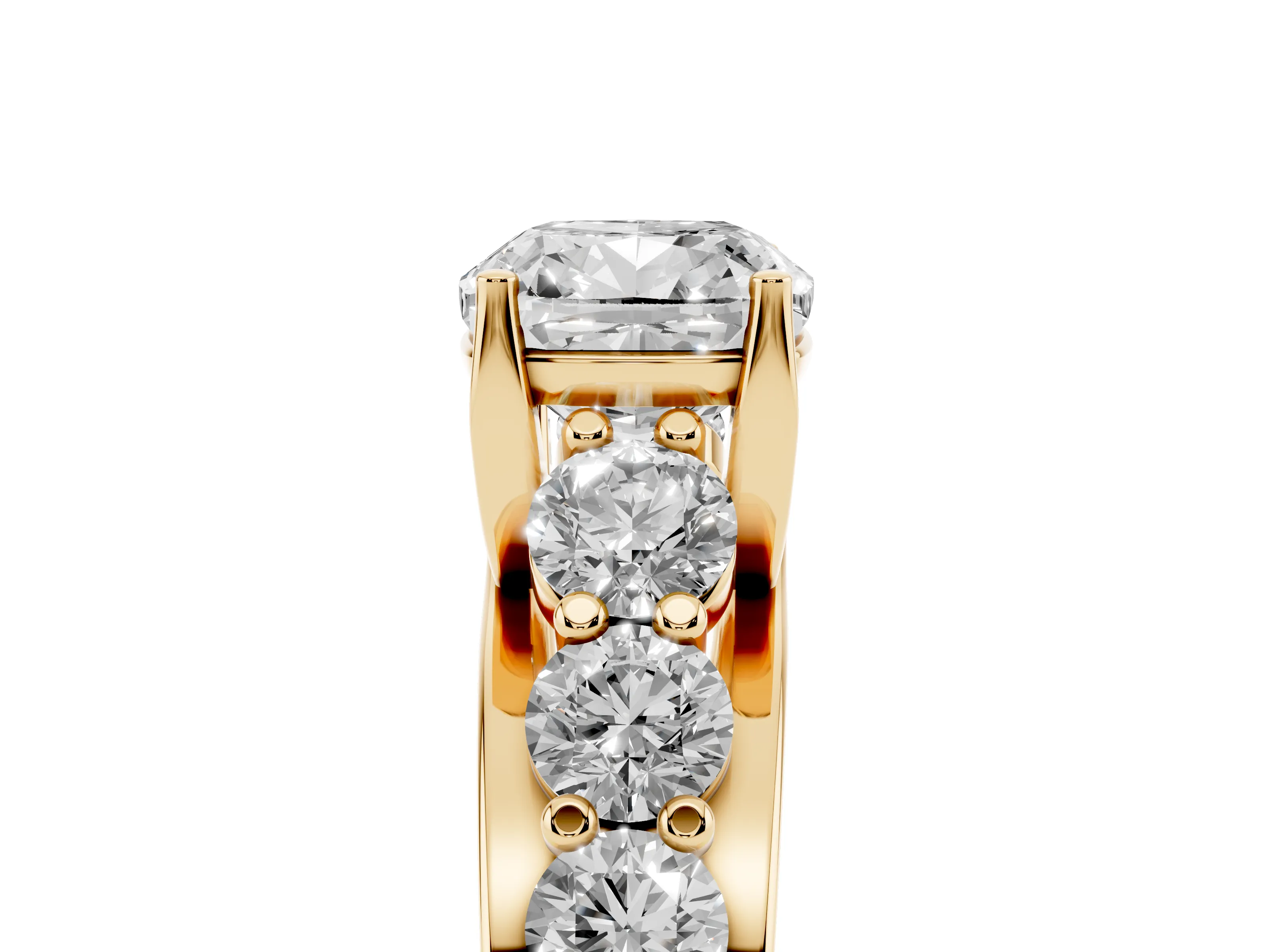 Cushion Cut Diamond Pavé Engagement Ring Set in Yellow gold with Prong Setting