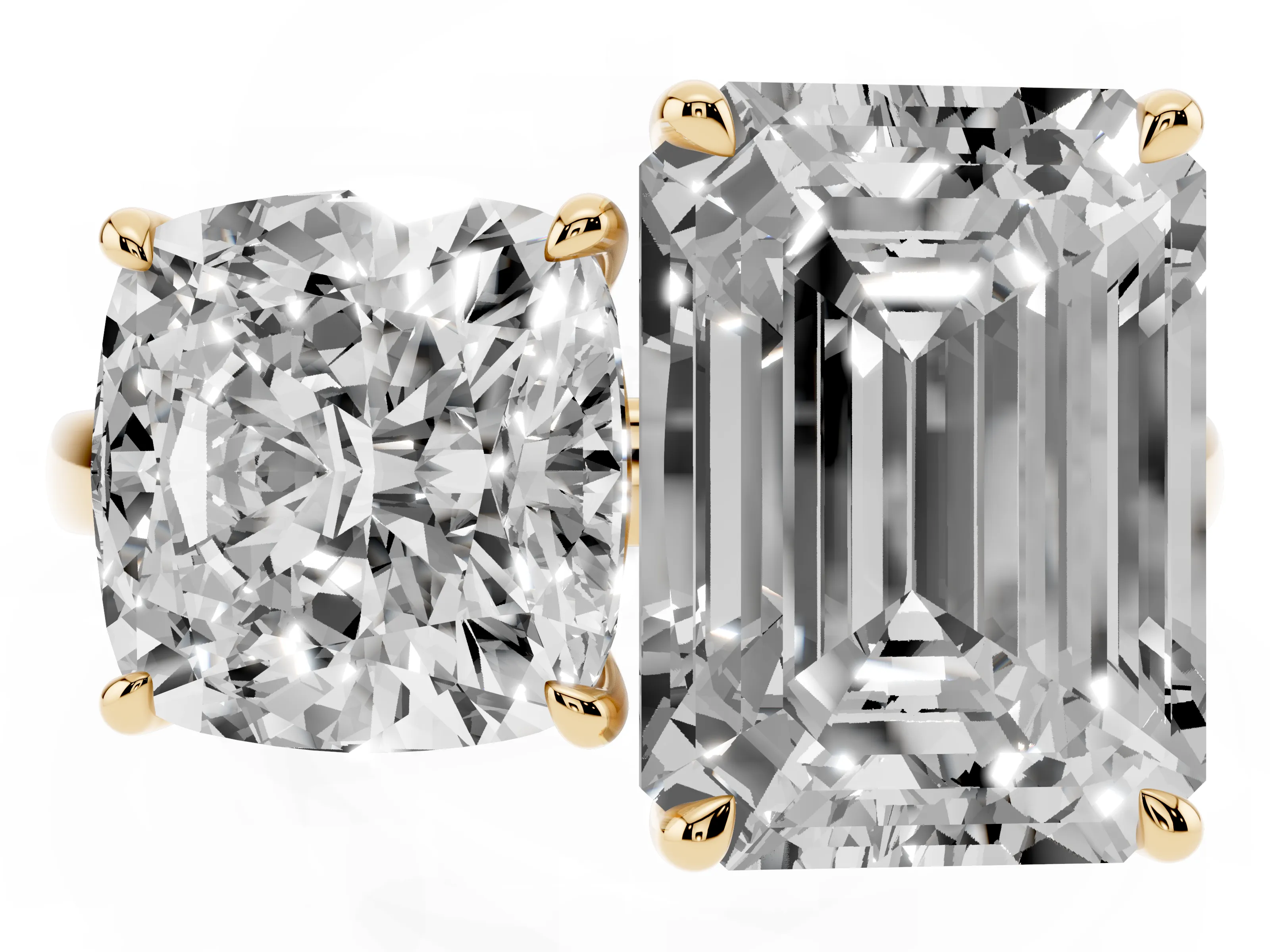 Cushion Cut and Emerald Cut Toi Moi Ring Set in Yellow gold with Prong Setting