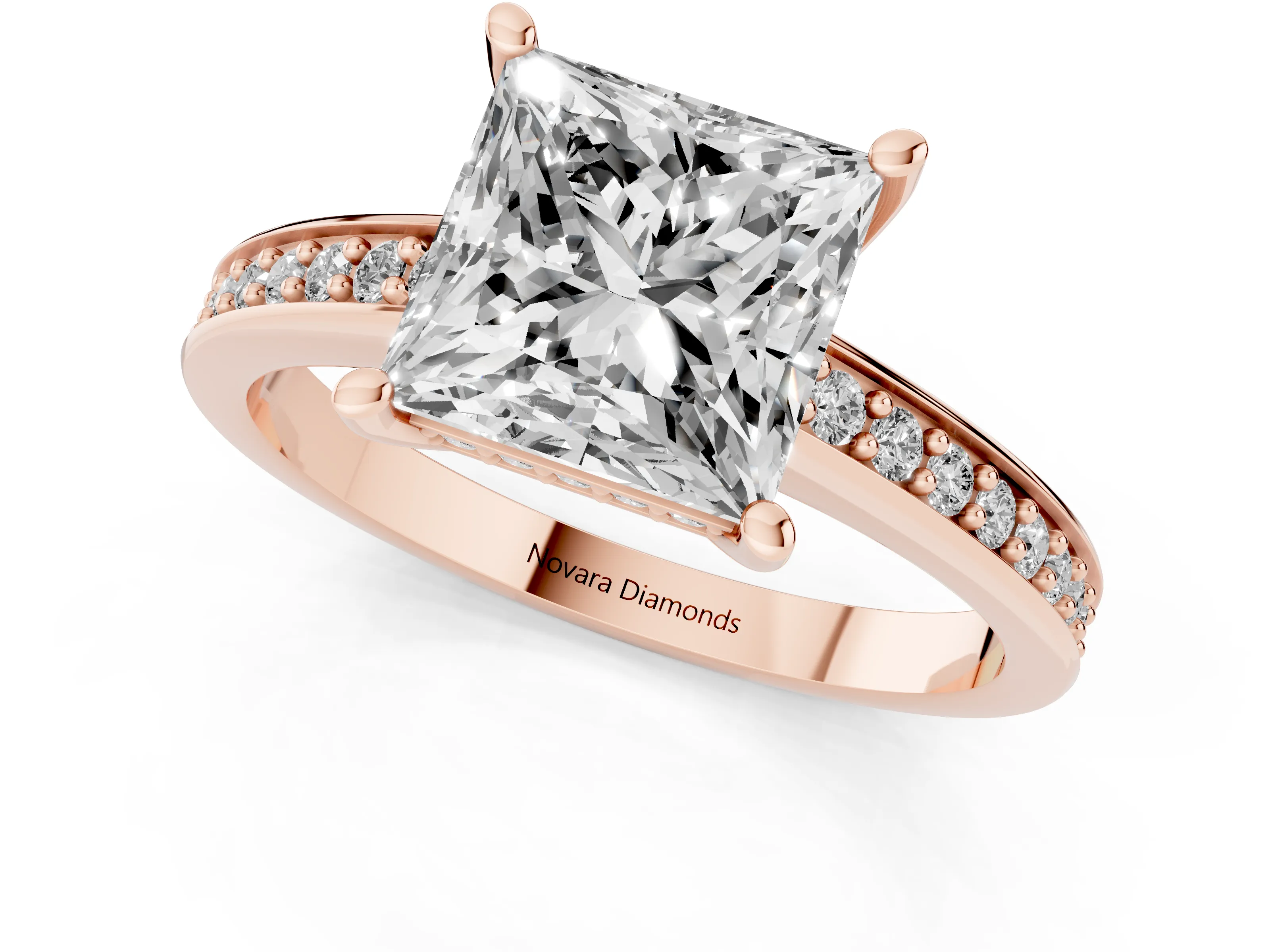 Princess Cut Diamond Pavé Band Prong Set Solitaire Ring Set in Rose gold