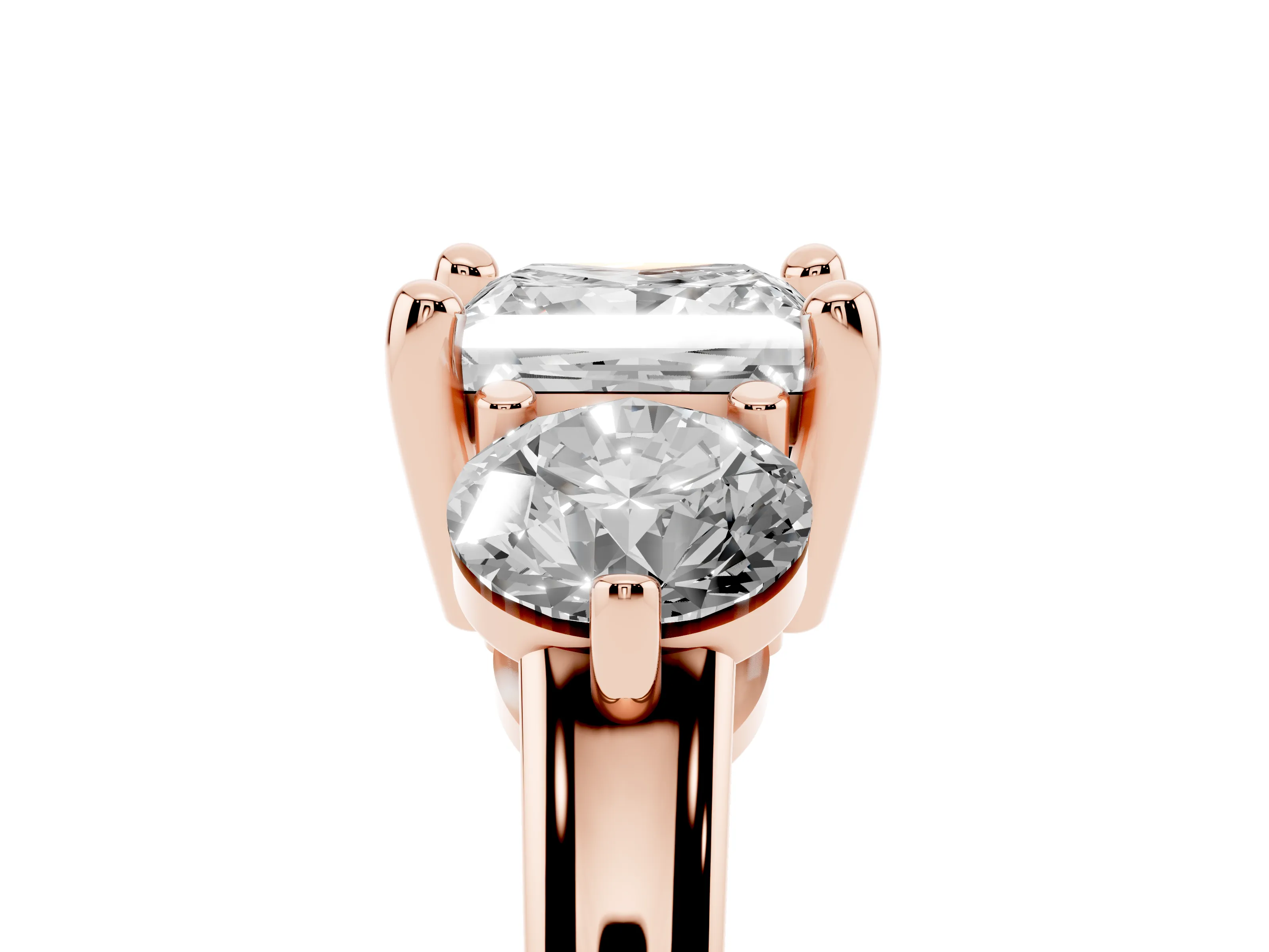 Princess Cut Diamond Three-Stone Ring Set in Rose gold with Prong Setting and Classic Band