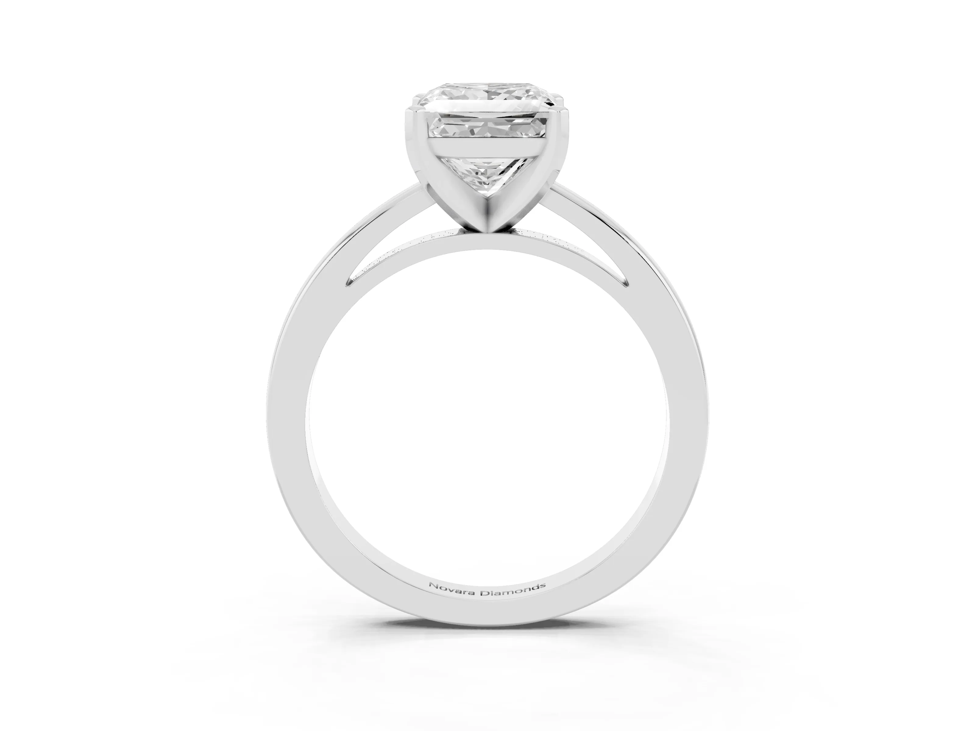 Princess Cut Diamond Solitaire Engagement Ring Set in White gold with Prong Setting on a Classic Band