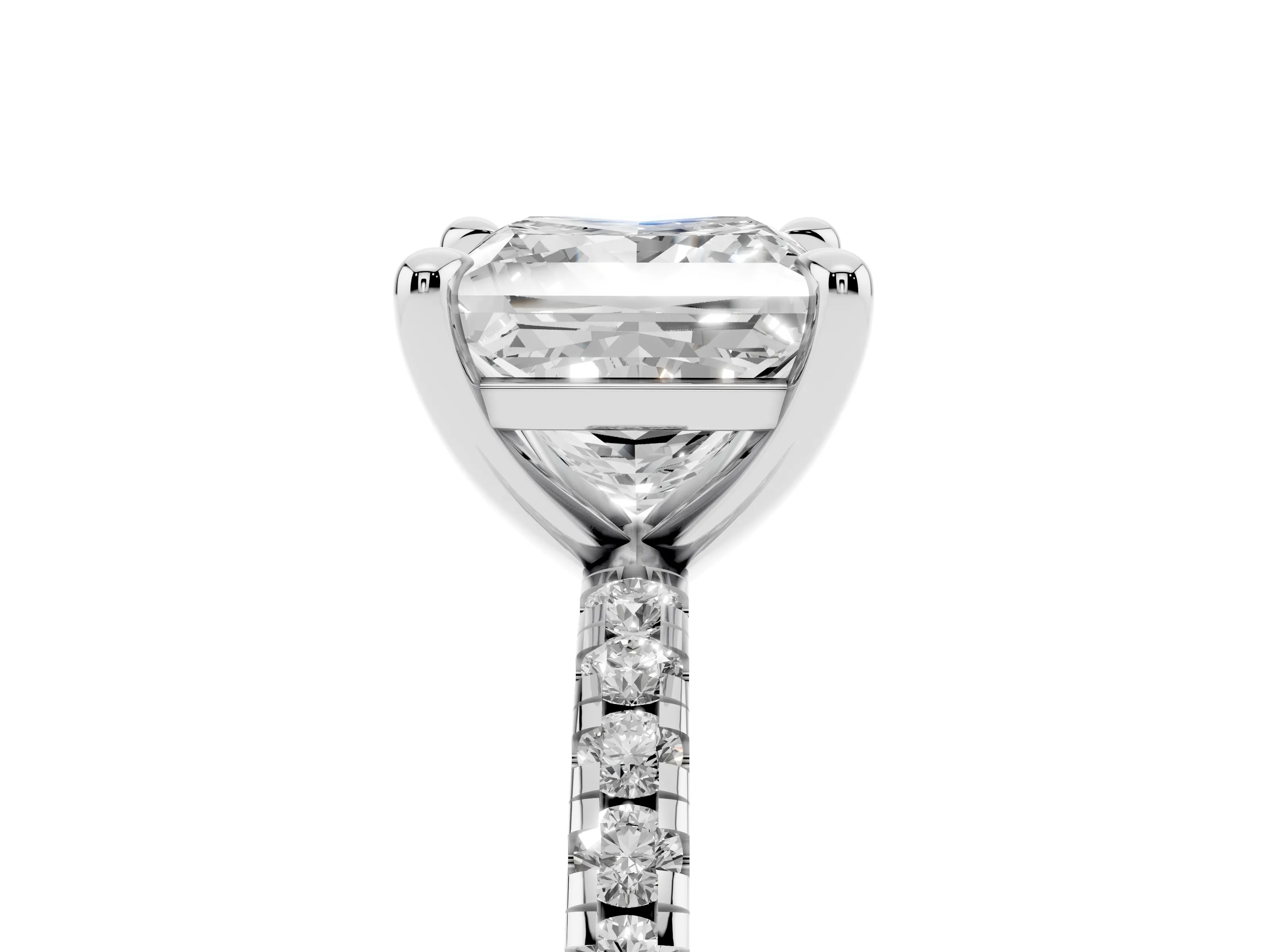 Princess Cut Diamond Brilliant Solitaire Ring Set in White gold with Pavé Band and Prong Setting