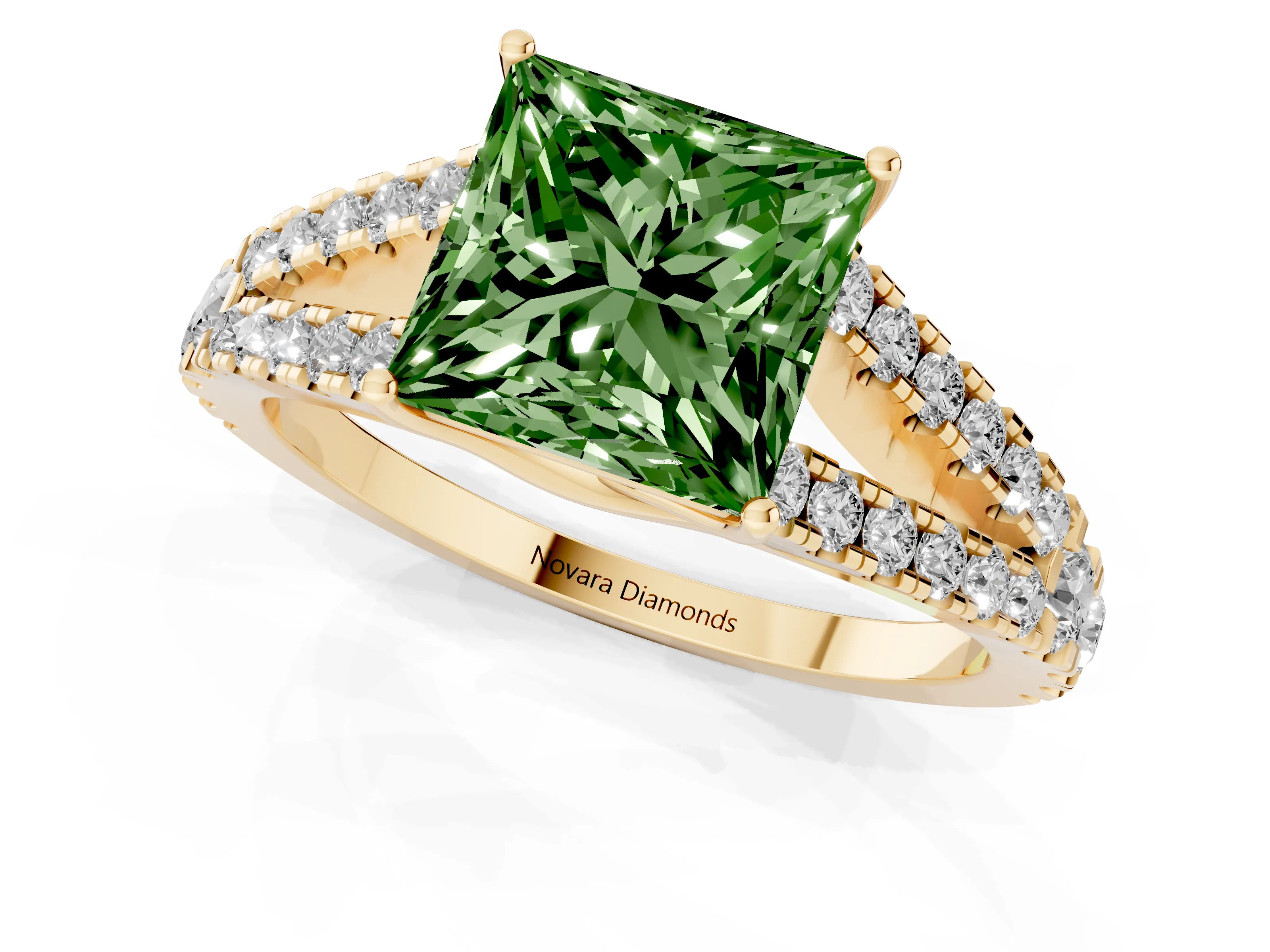 Fancy Green Princess Cut Diamond Split Shank Pavé Engagement Ring Set in Yellow gold with Prong-Held Center Stone