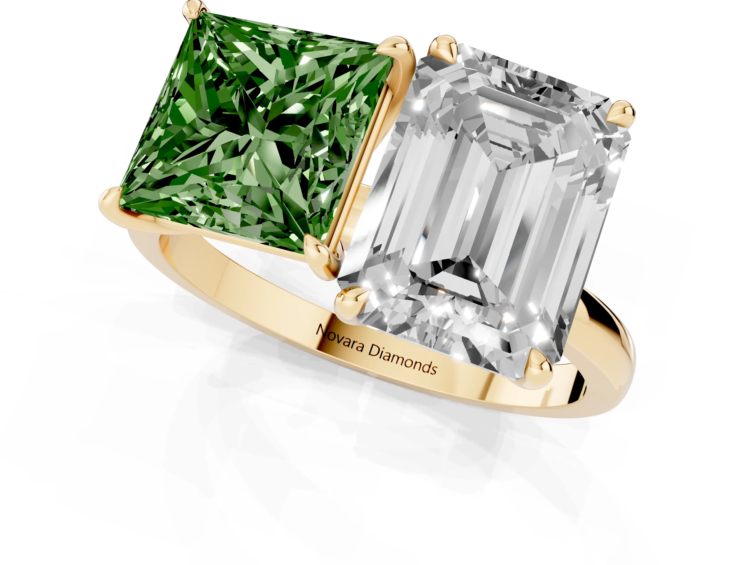 Fancy Green Princess Cut and Emerald Cut Toi Moi Ring Set in Yellow gold with Prong Setting
