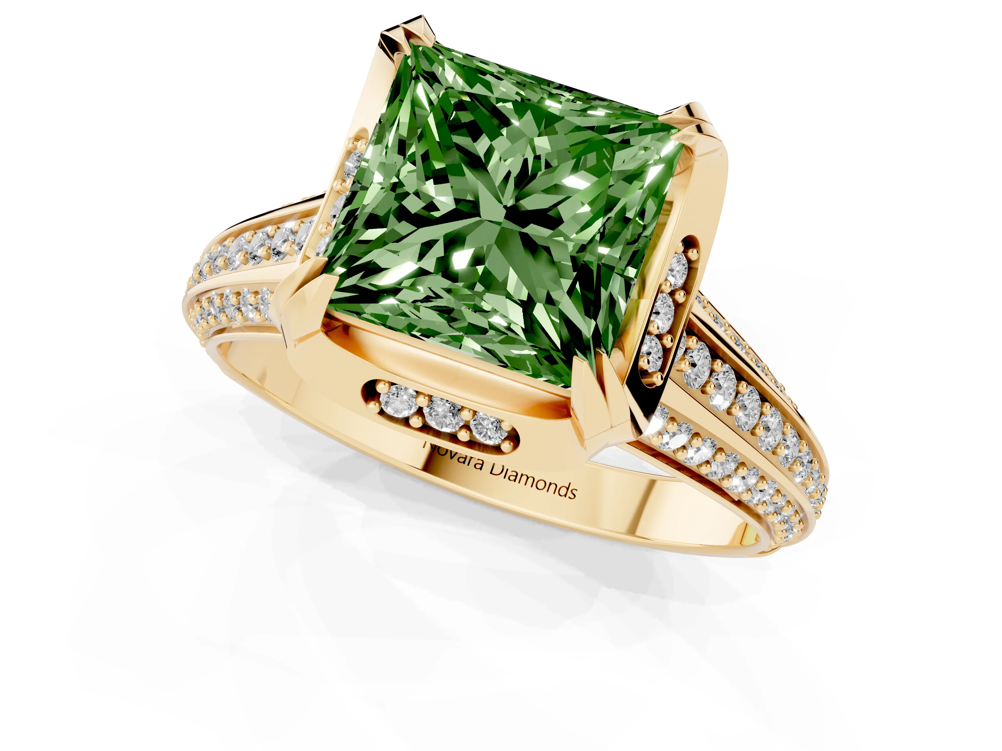 Fancy Green Princess Cut Diamond Pavé Split Shank Solitaire Ring Set in Yellow gold with Prong Setting