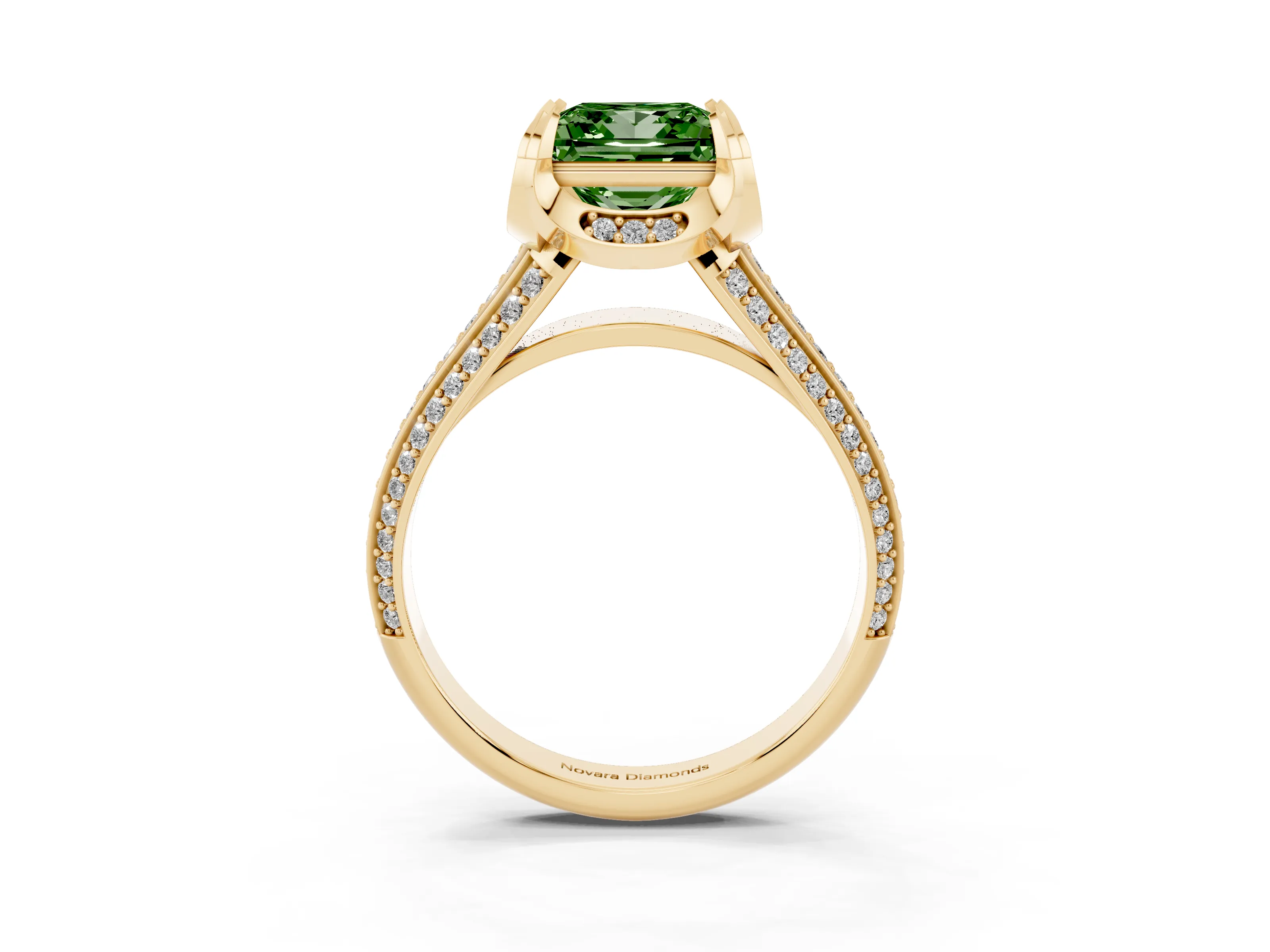 Fancy Green Princess Cut Diamond Pavé Split Shank Solitaire Ring Set in Yellow gold with Prong Setting