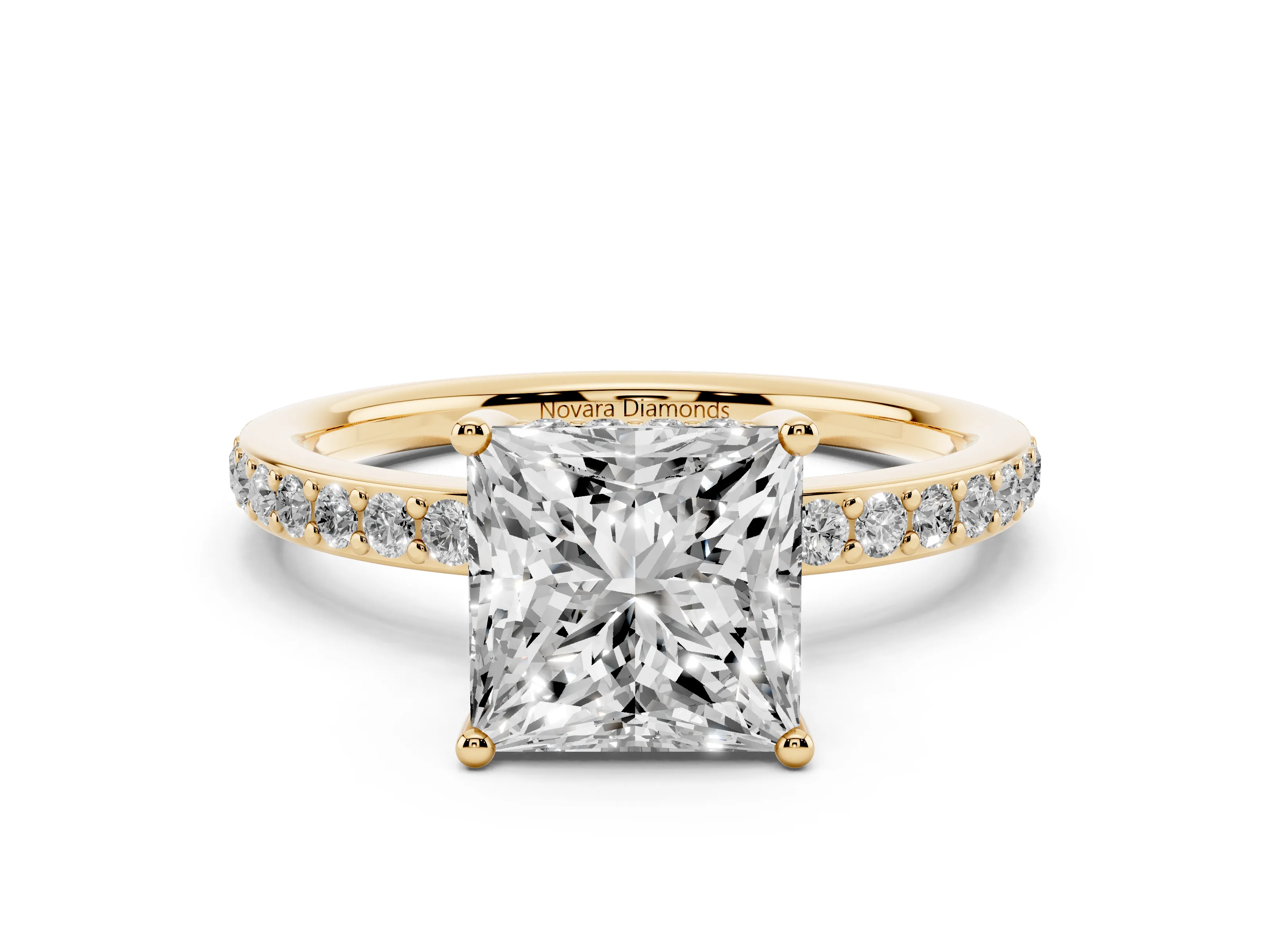 Princess Cut Diamond Pavé Band Ring Set in Yellow gold with Prong-Set Center Stone