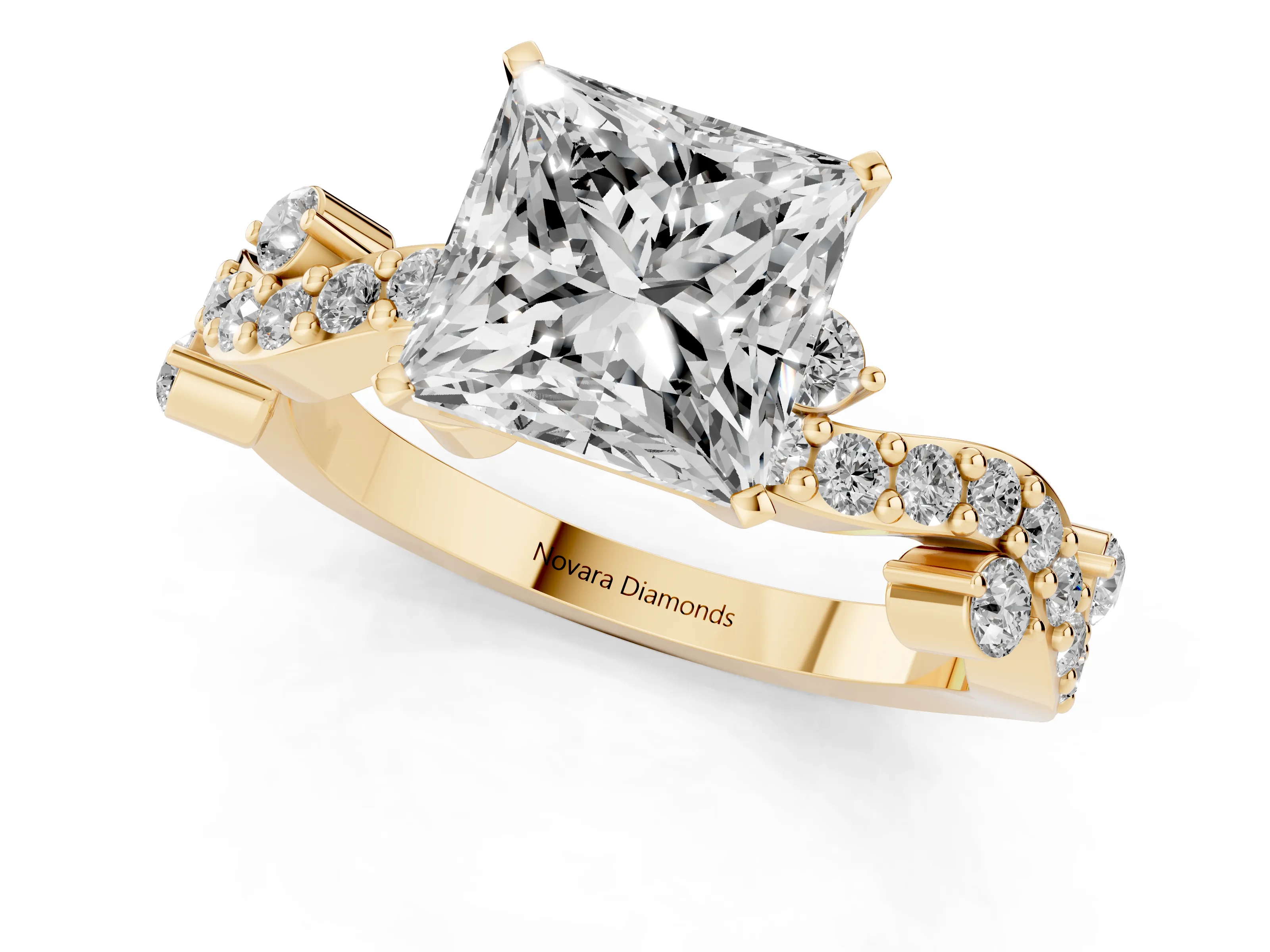 Princess Cut Diamond Solitaire Twisted Band Set in Yellow gold with Pavé Setting