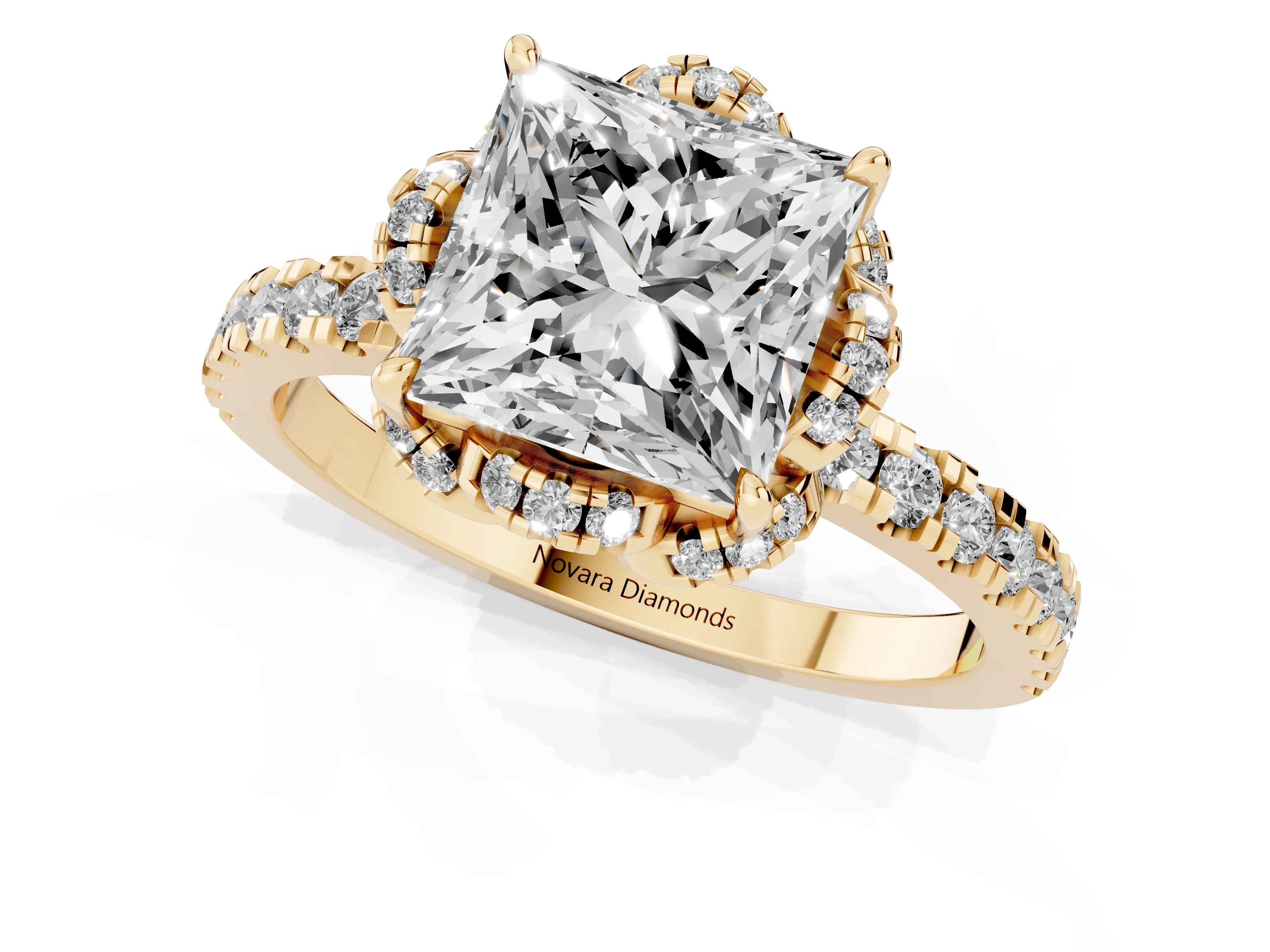 Princess Cut Diamond Halo Pavé Band Ring Set in Yellow gold with Prong-Held Center