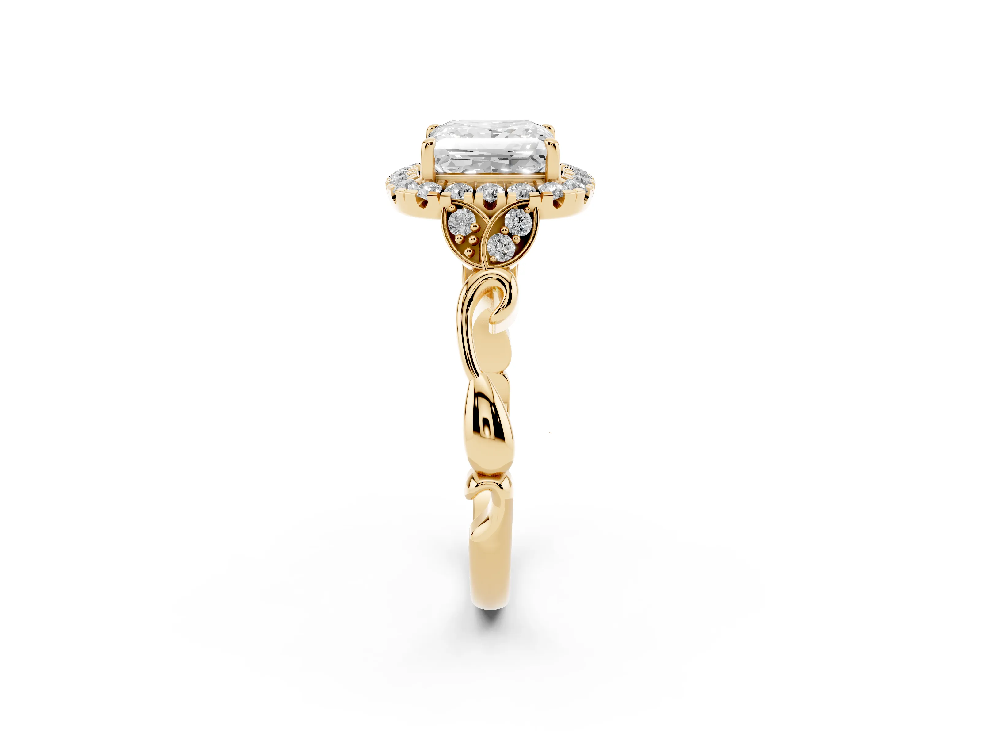 Princess Cut Diamond Halo Engagement Ring Set in Yellow gold with Vintage-Inspired Band and Prong Setting