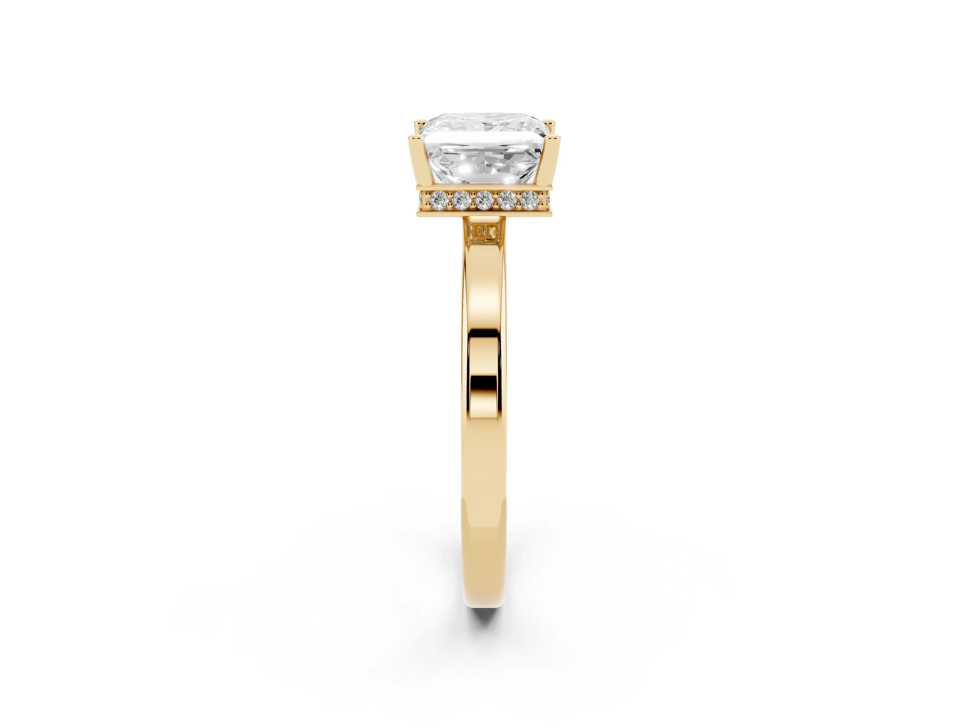 Princess Cut Diamond Solitaire Engagement Ring Set in Yellow gold with Prong Setting on a Plain Band