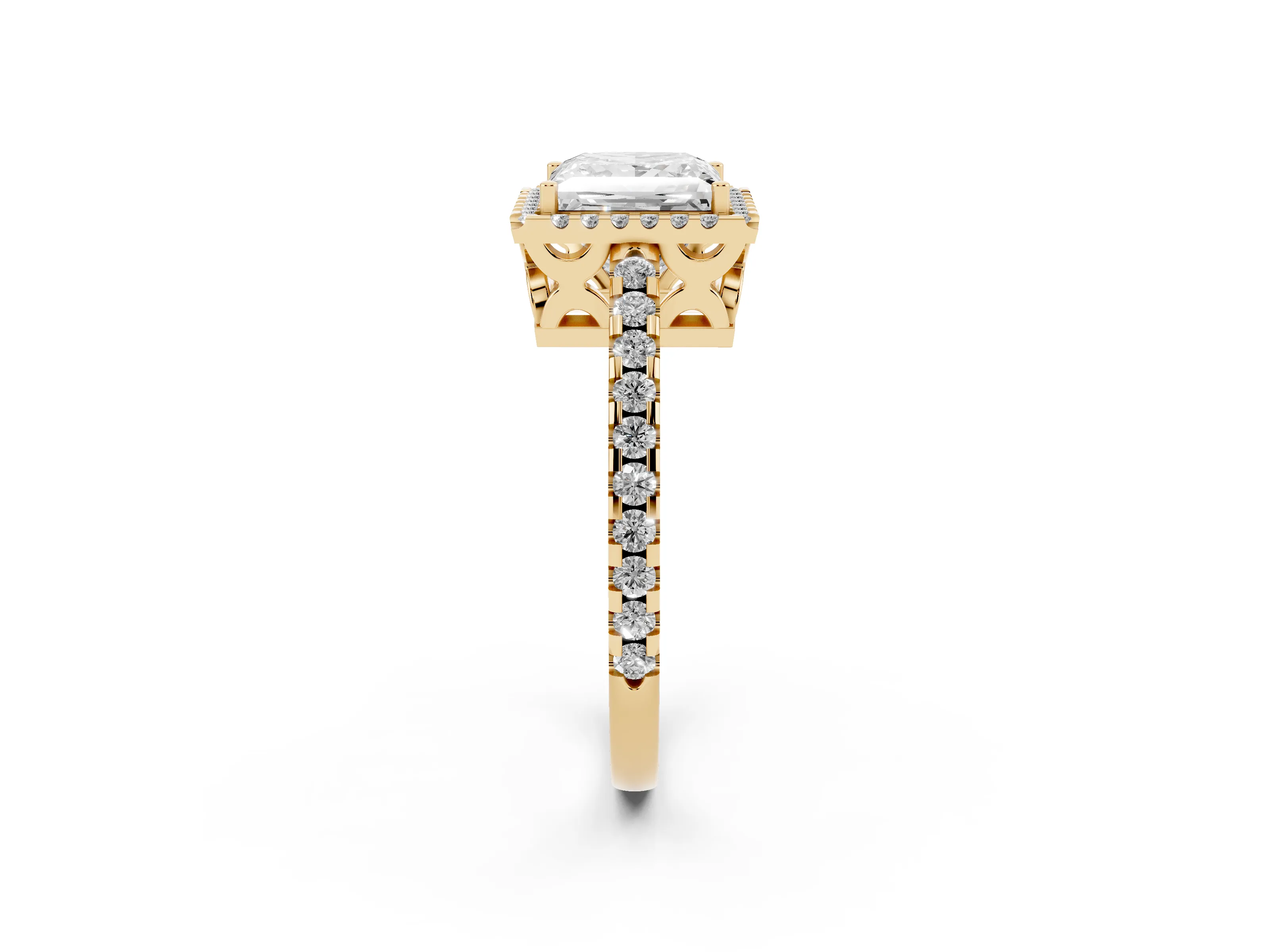 Princess Cut Diamond Halo Ring Set in Yellow gold with Pavé Shoulders and Halo-Framed Center