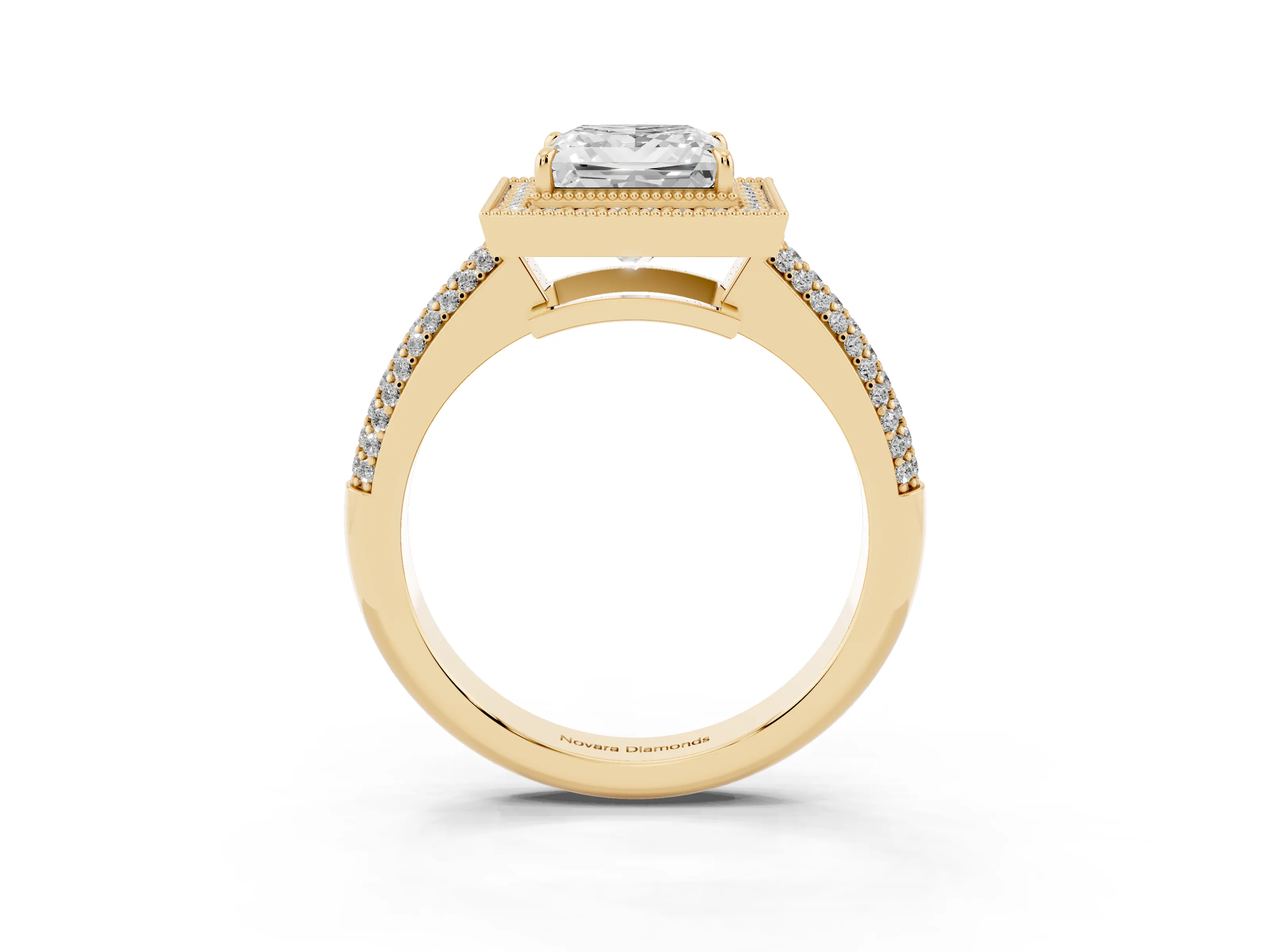 Princess Cut Diamond Halo Pavé Band Set in Yellow gold with Prong Setting