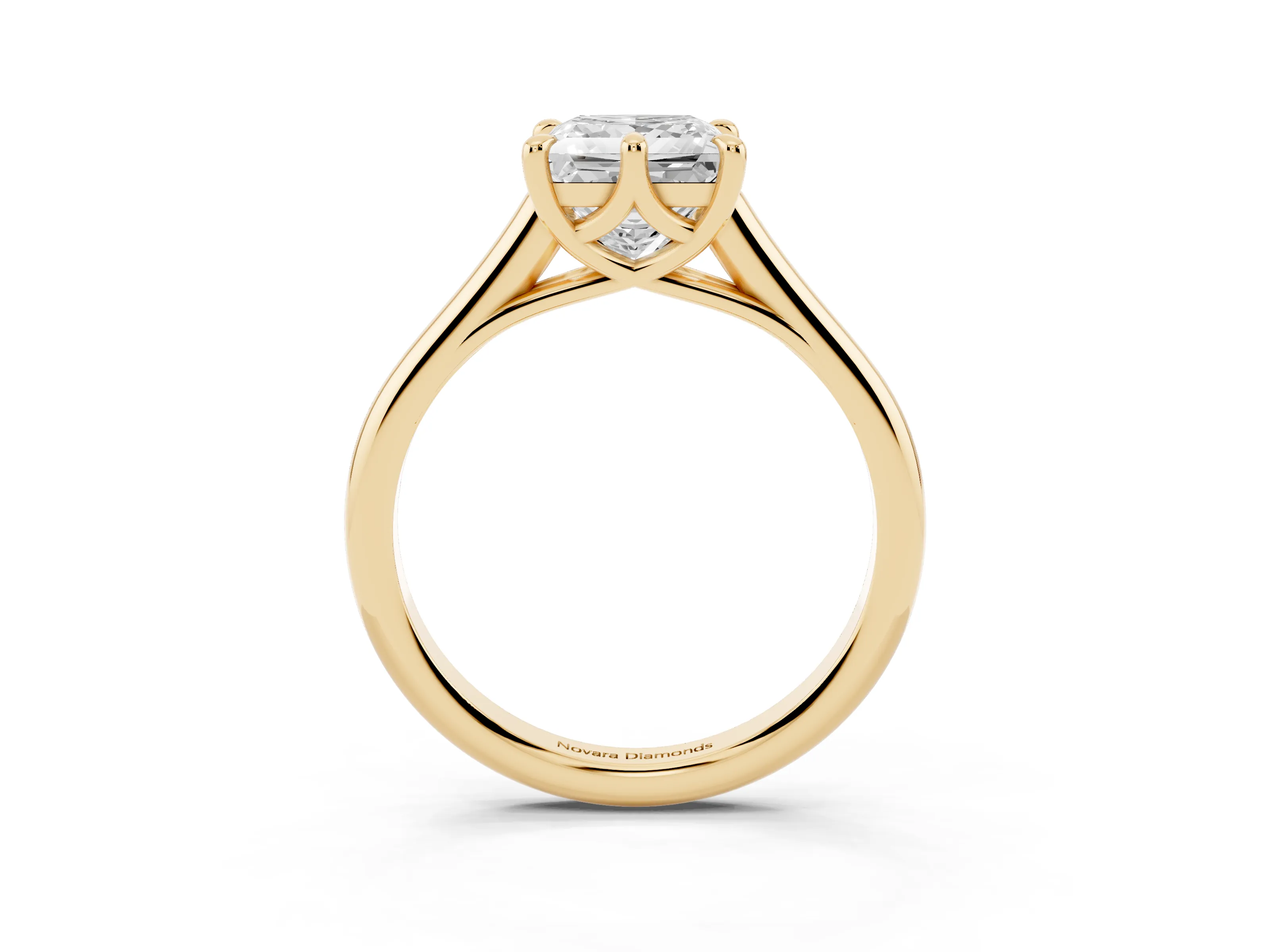 Princess Cut Diamond Solitaire Engagement Ring Set in Yellow gold with Prong Setting and Plain Classic Band
