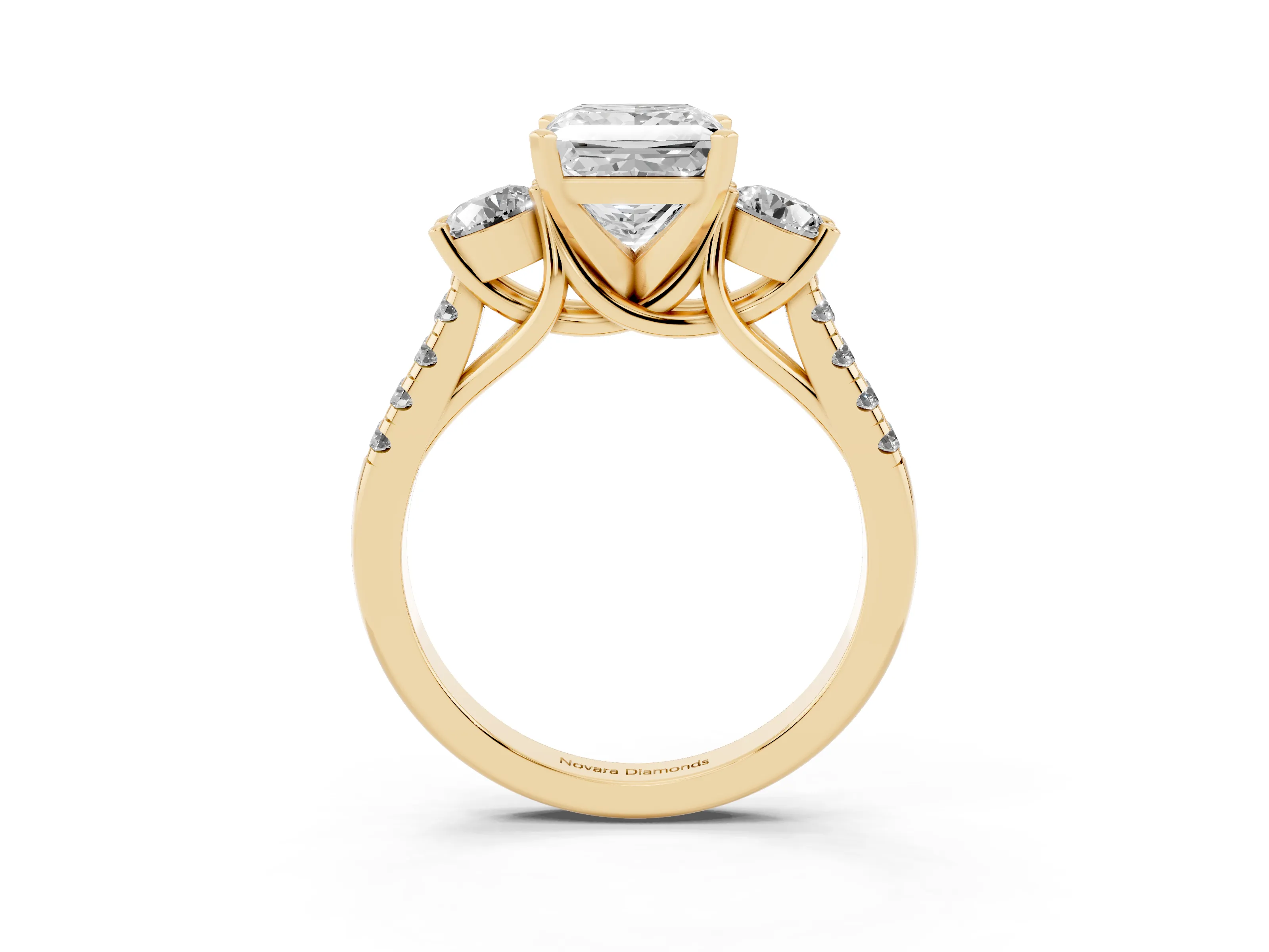 Three-Stone Princess Cut Diamond Pavé Band Ring Set in Yellow gold with Prong-Set Trio