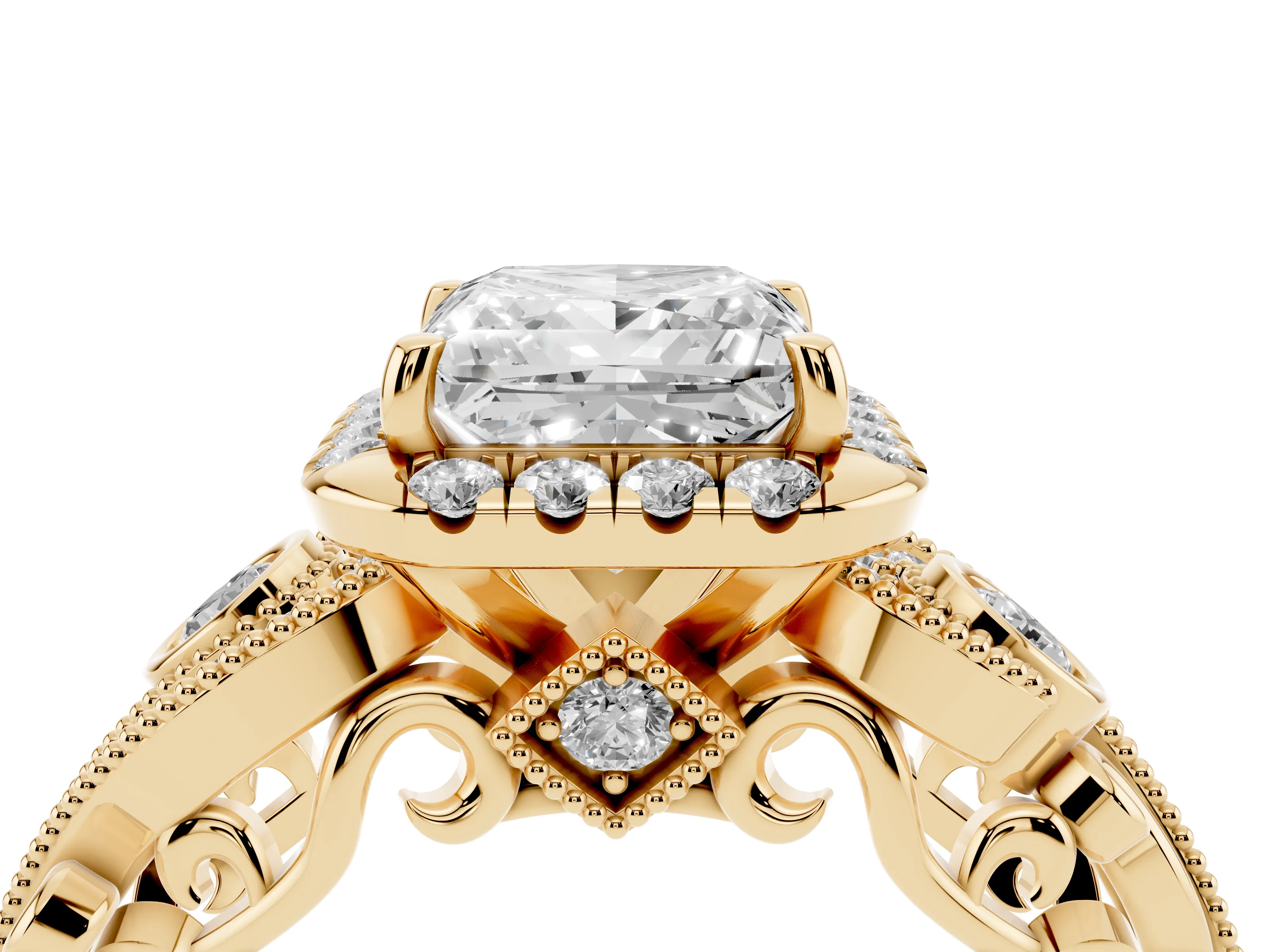 Princess Cut Diamond Halo Ring Set in Yellow gold with Milgrain Pavé Band and Prong Setting