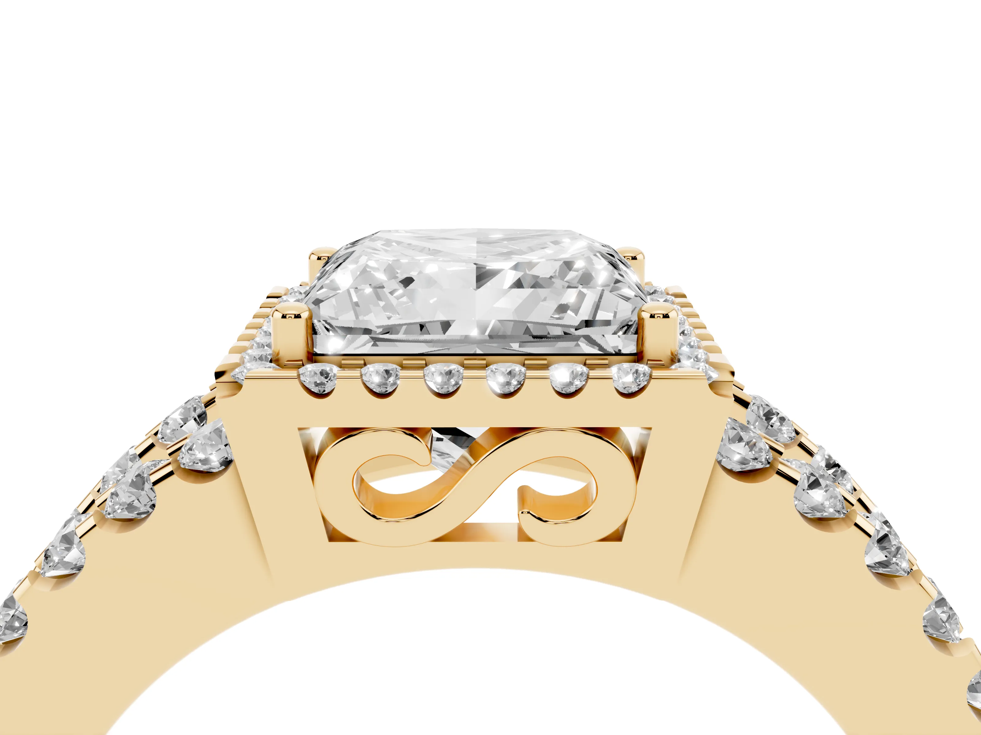 Princess Cut Diamond Halo Ring Set in Yellow gold with Pavé Split Shank and Prong Setting