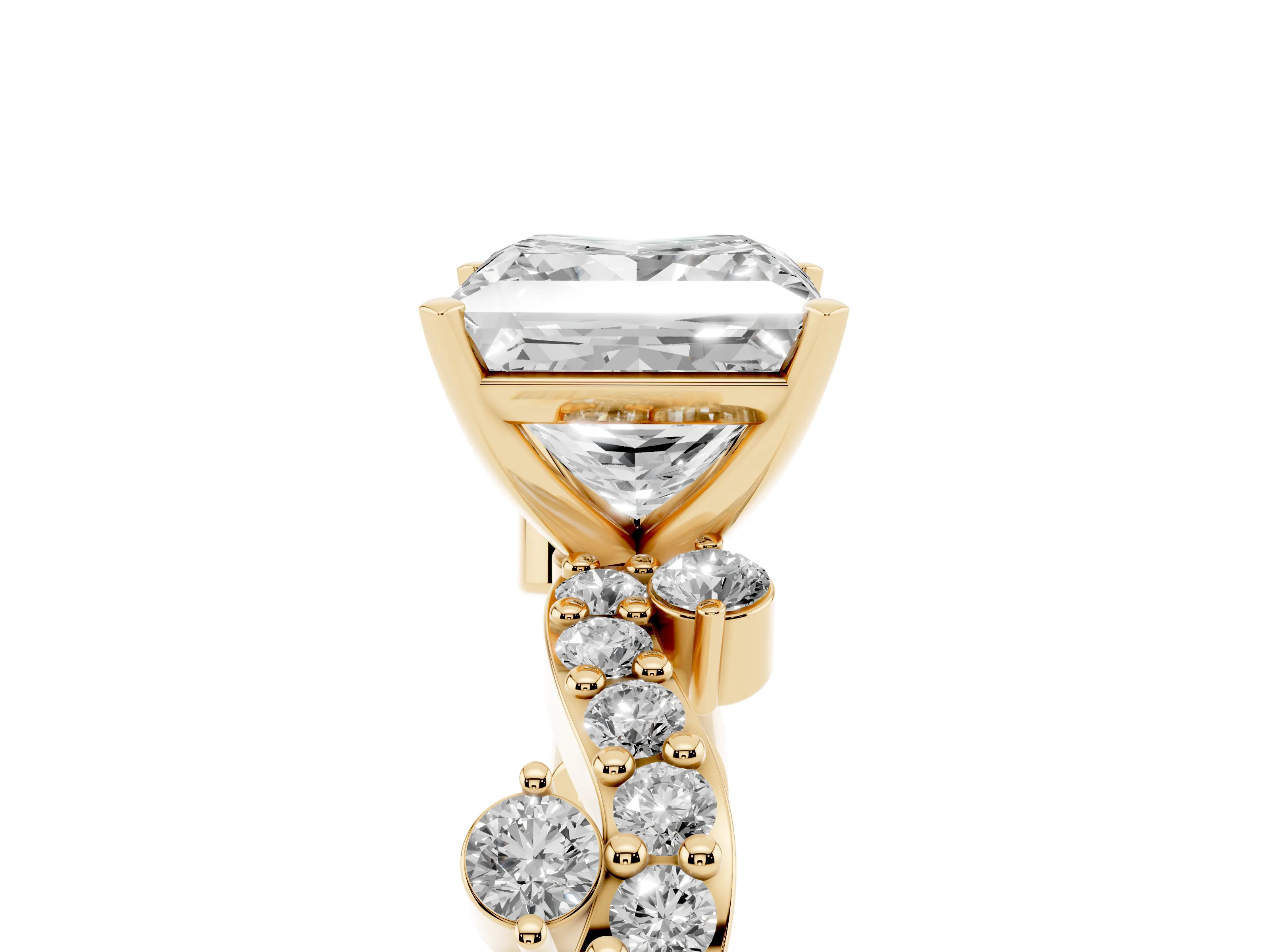 Princess Cut Diamond Solitaire Twisted Band Set in Yellow gold with Pavé Setting