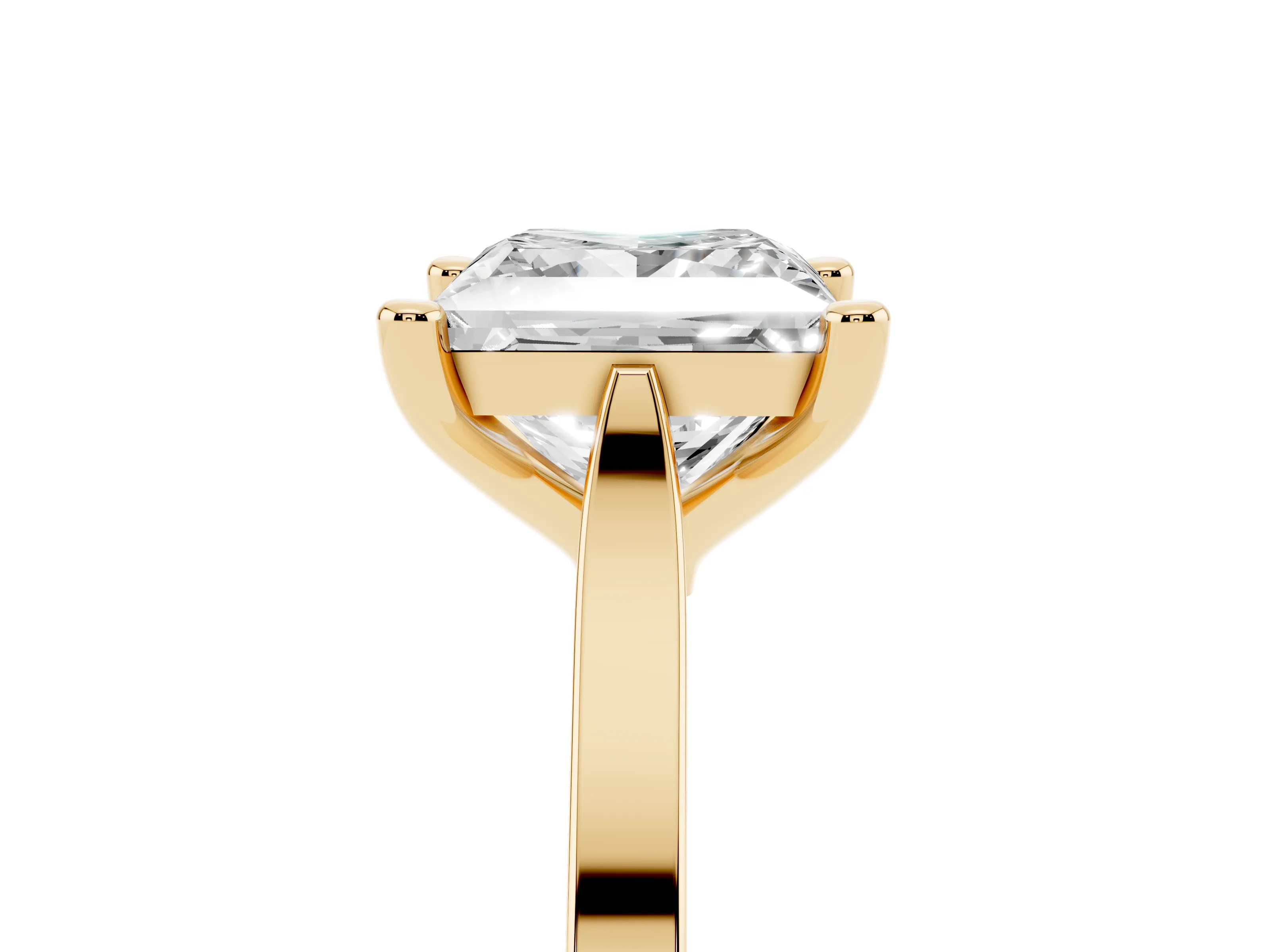 Princess Cut Diamond Solitaire Ring Set in Yellow gold with Prong Setting and Tapered Band