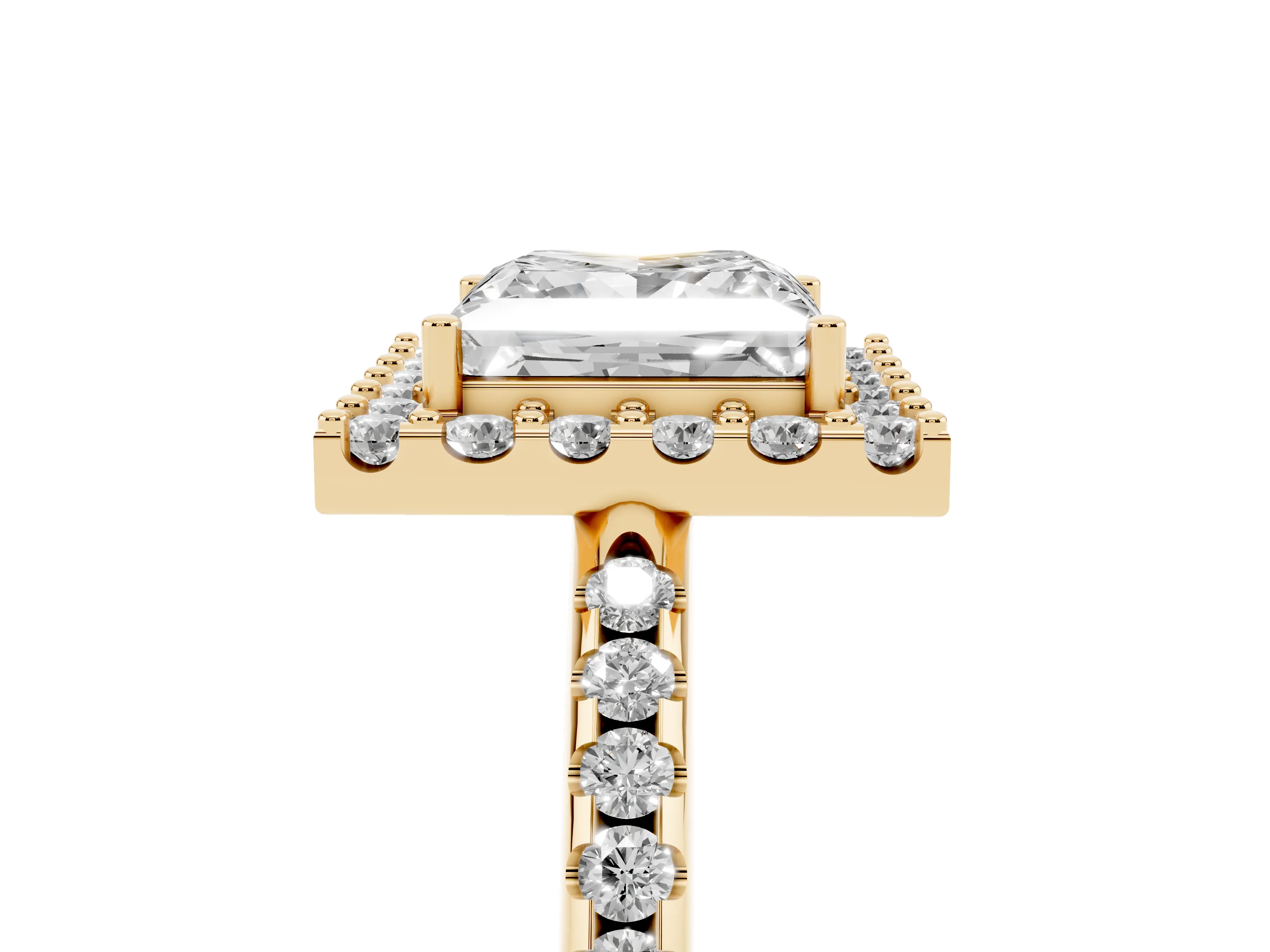 Princess Cut Diamond Pavé Halo Ring Set in Yellow gold with Prong Setting