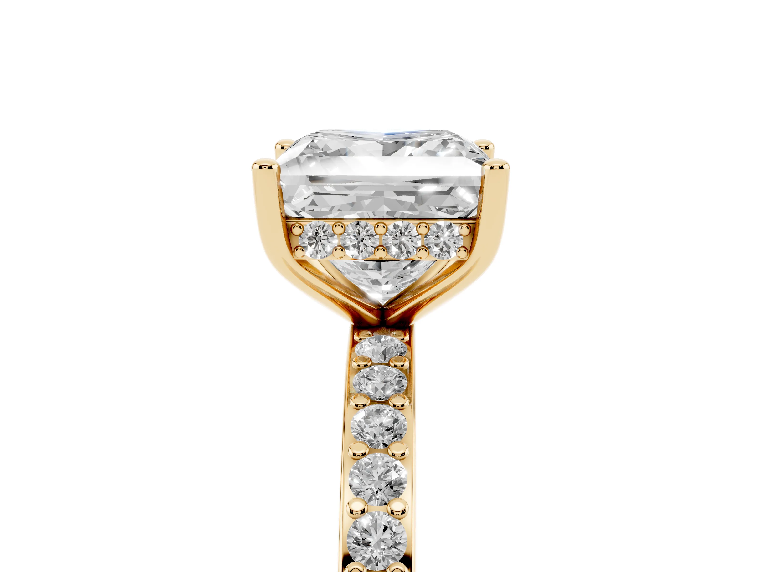 Princess Cut Diamond Pavé Band Ring Set in Yellow gold with Prong-Set Center Stone