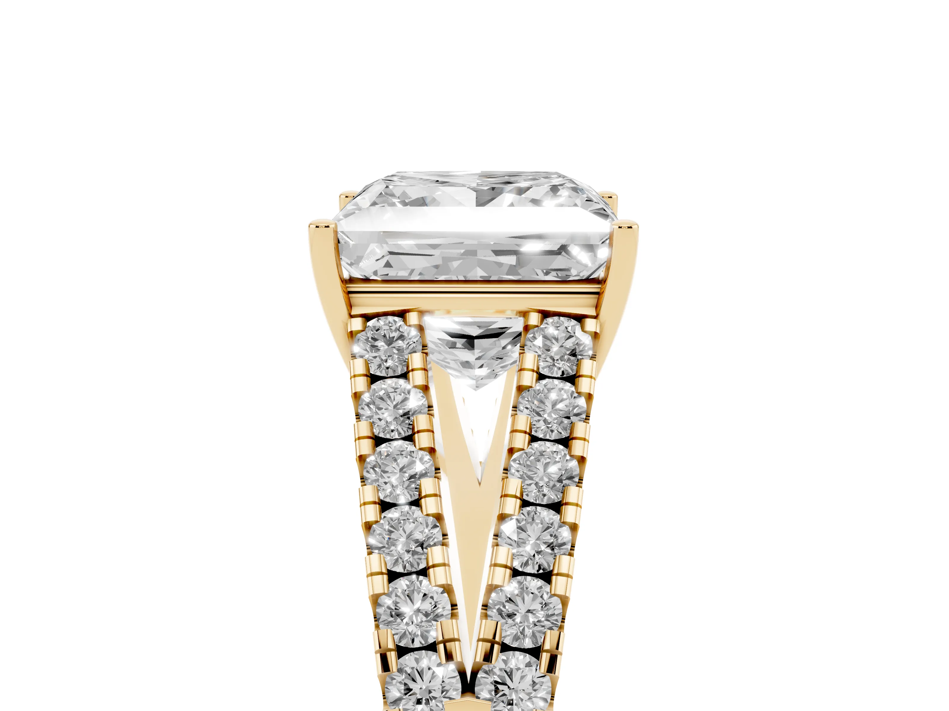 Princess Cut Diamond Split Shank Pavé Engagement Ring Set in Yellow gold with Prong-Held Center Stone