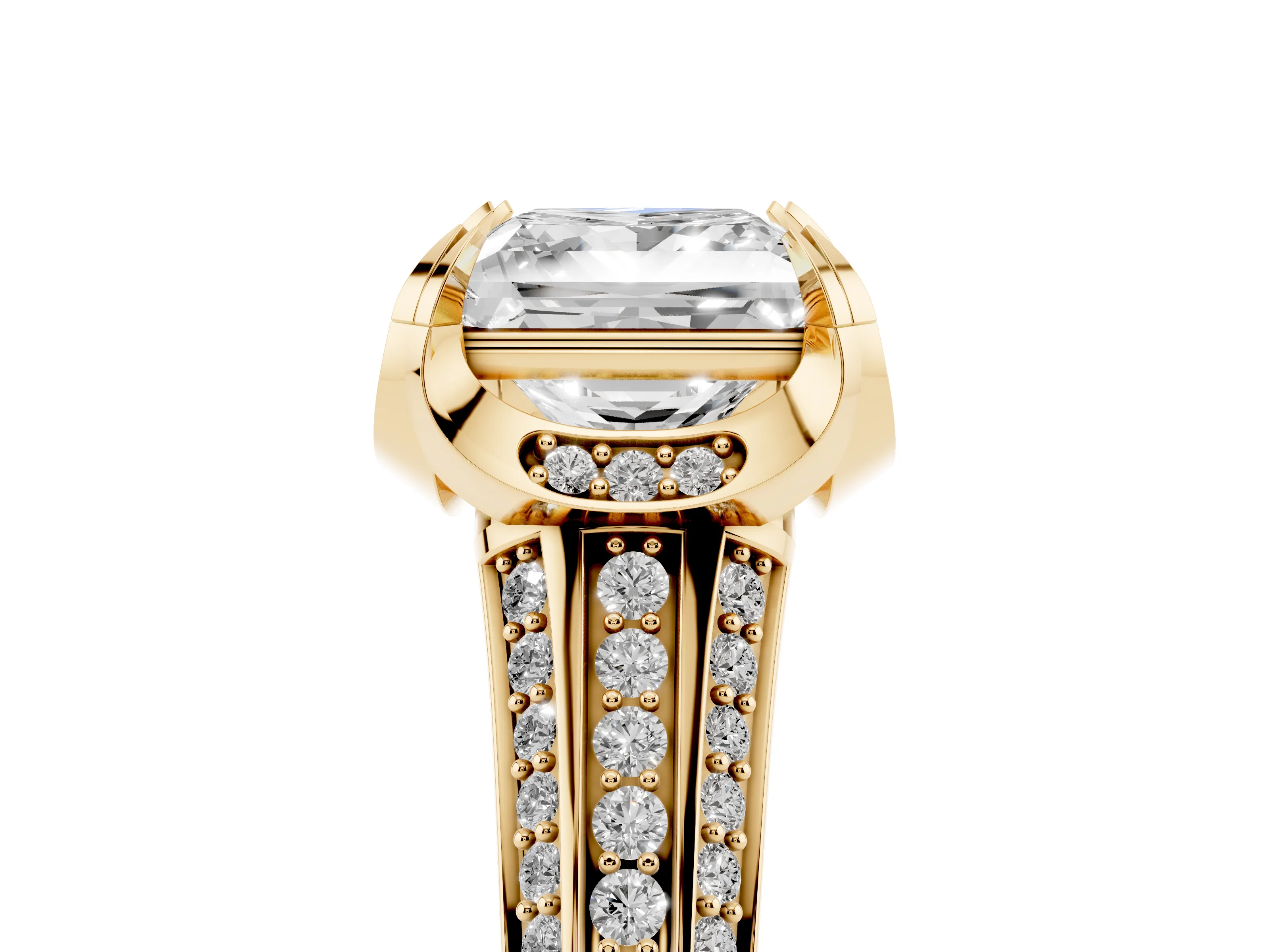 Princess Cut Diamond Pavé Split Shank Solitaire Ring Set in Yellow gold with Prong Setting
