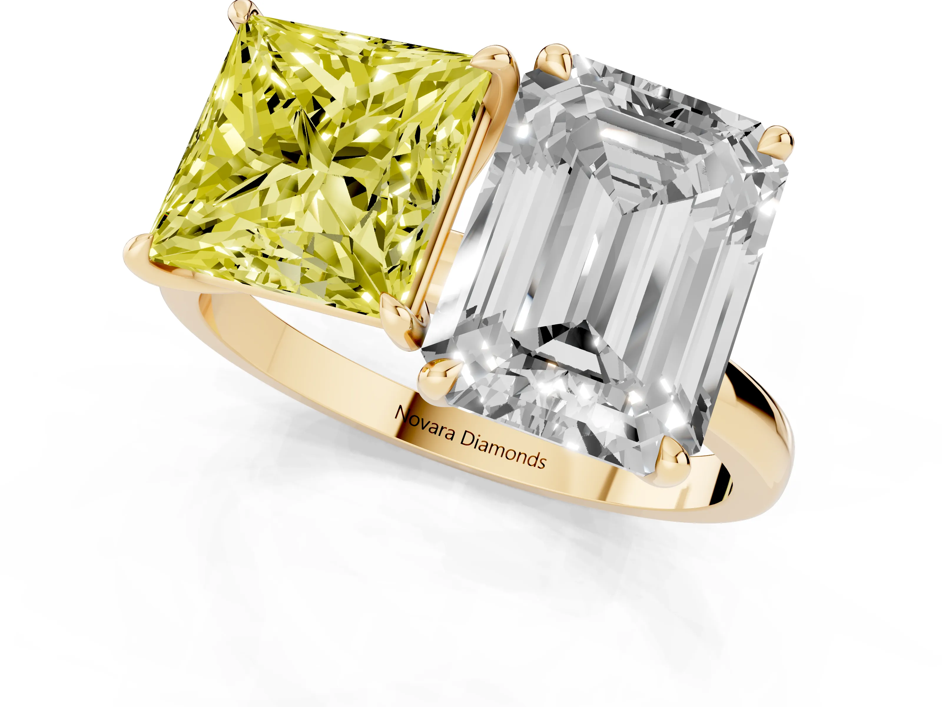 Fancy Yellow Princess Cut and Emerald Cut Toi Moi Ring Set in Yellow gold with Prong Setting