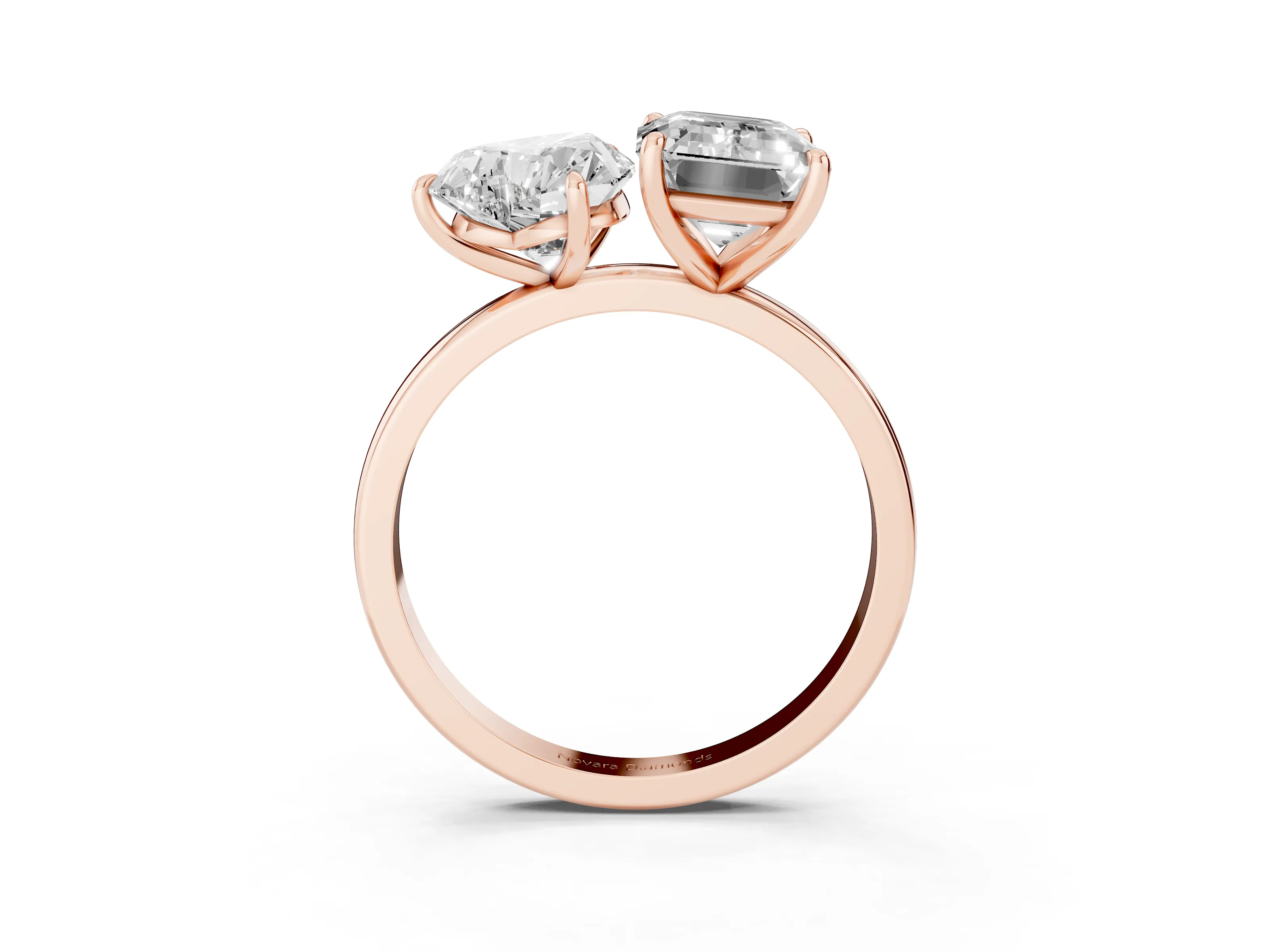 Heart Cut and Emerald Cut Toi Moi Ring Set in Rose gold with Prong Setting