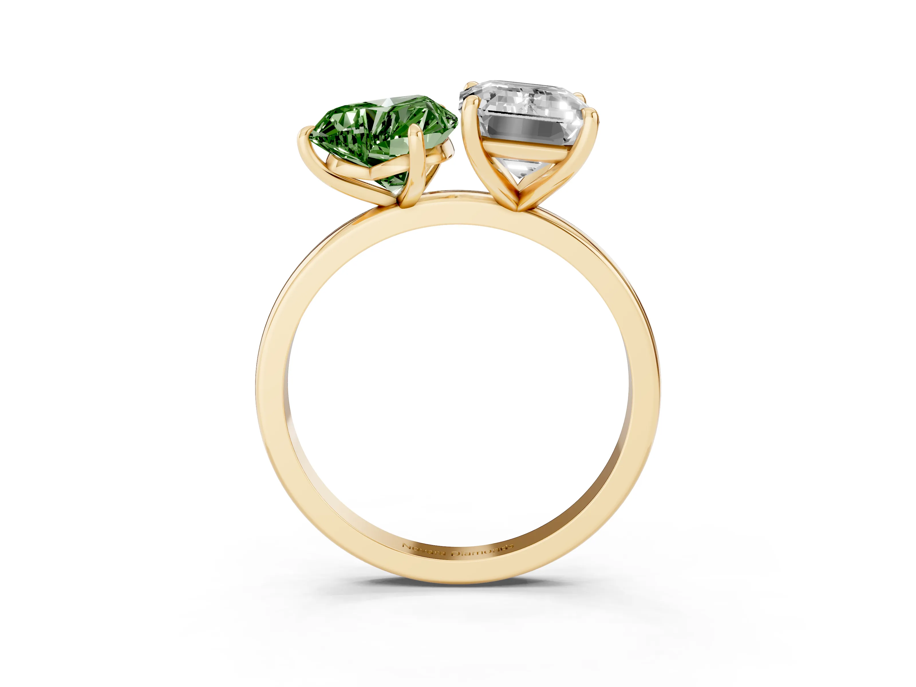 Fancy Green Heart Cut and Emerald Cut Toi Moi Ring Set in Yellow gold with Prong Setting