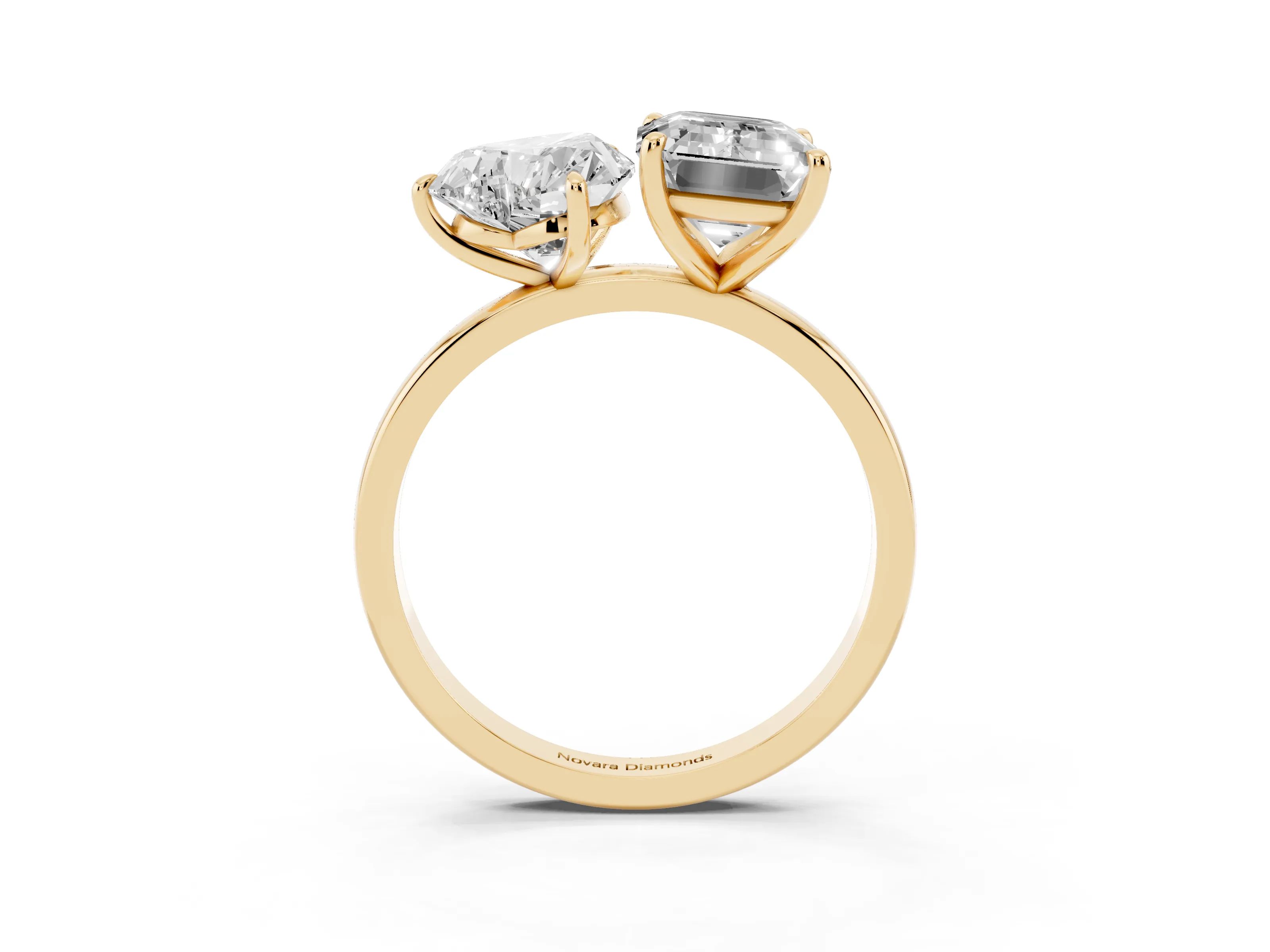 Heart Cut and Emerald Cut Toi Moi Ring Set in Yellow gold with Prong Setting