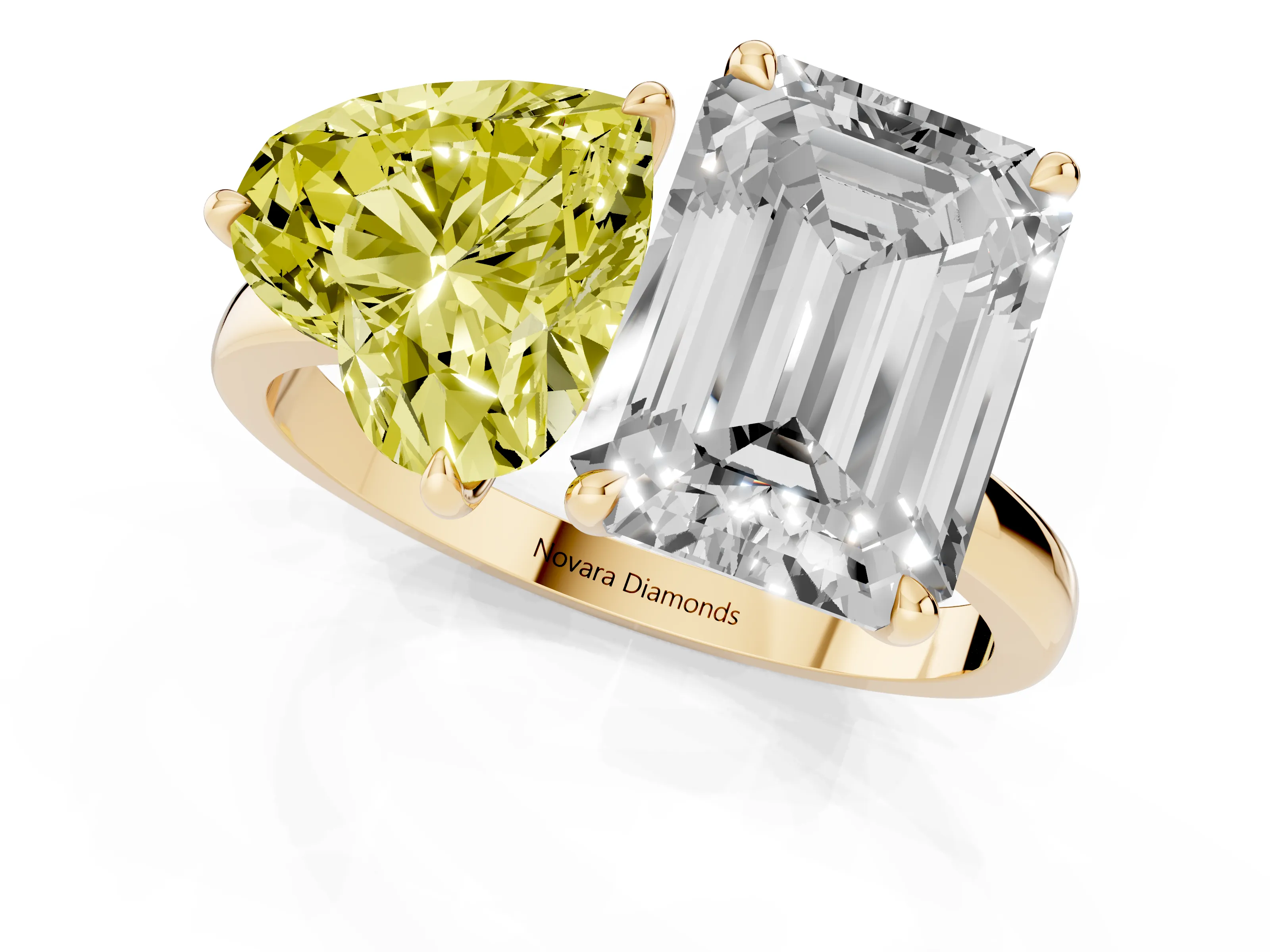 Fancy Yellow Heart Cut and Emerald Cut Toi Moi Ring Set in Yellow gold with Prong Setting